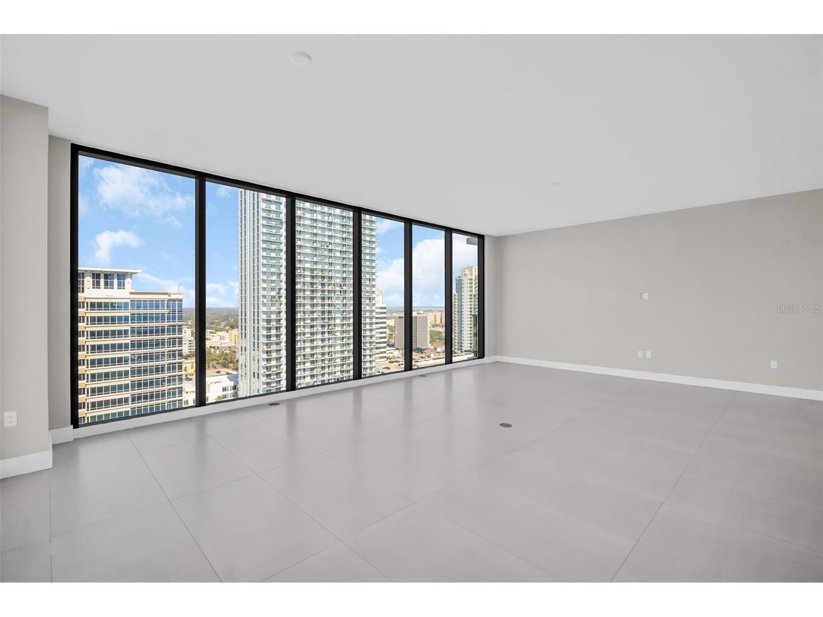 275 1st Avenue S #2001 Saint Petersburg FL 33701 TB8472986 image9