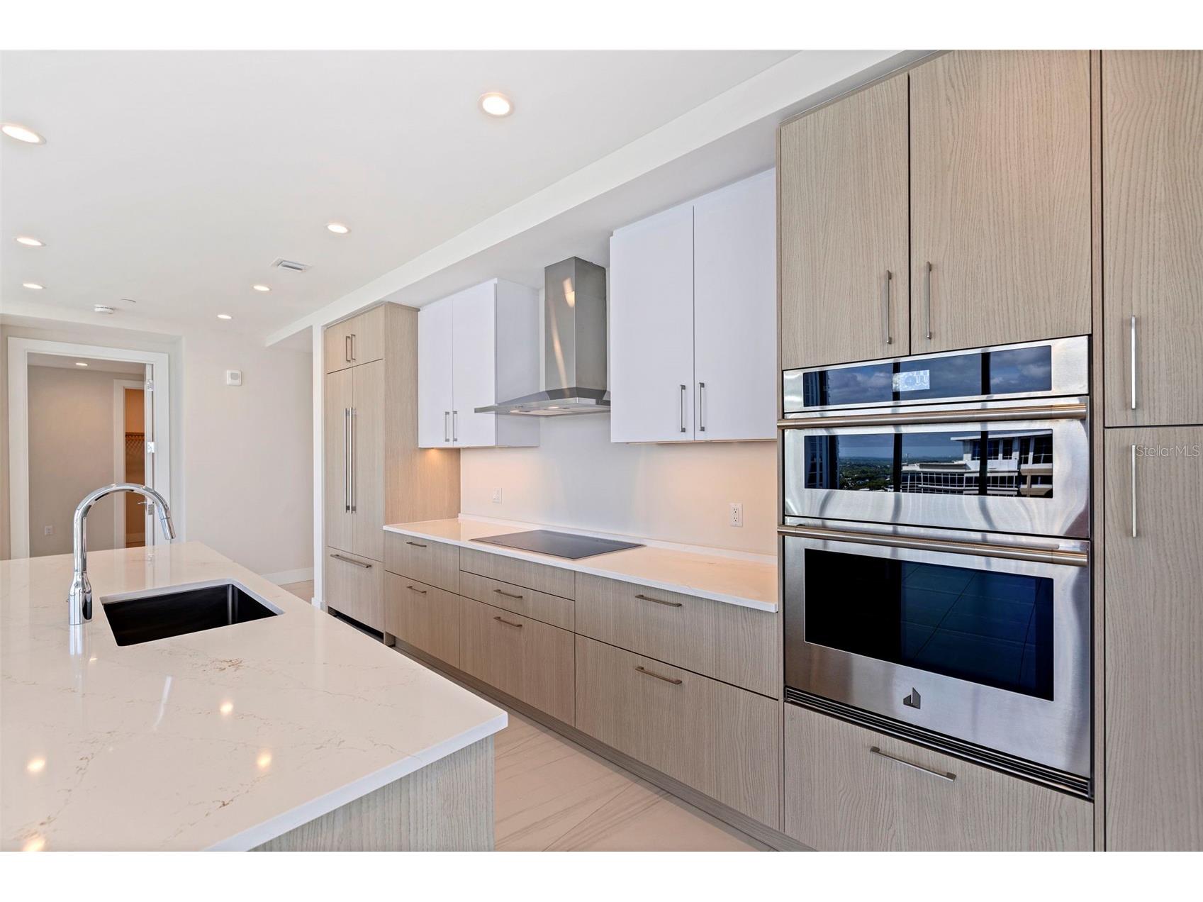 275 1st Avenue S #2201 Saint Petersburg FL 33701 - TAMPA BAY TB8487353 image18