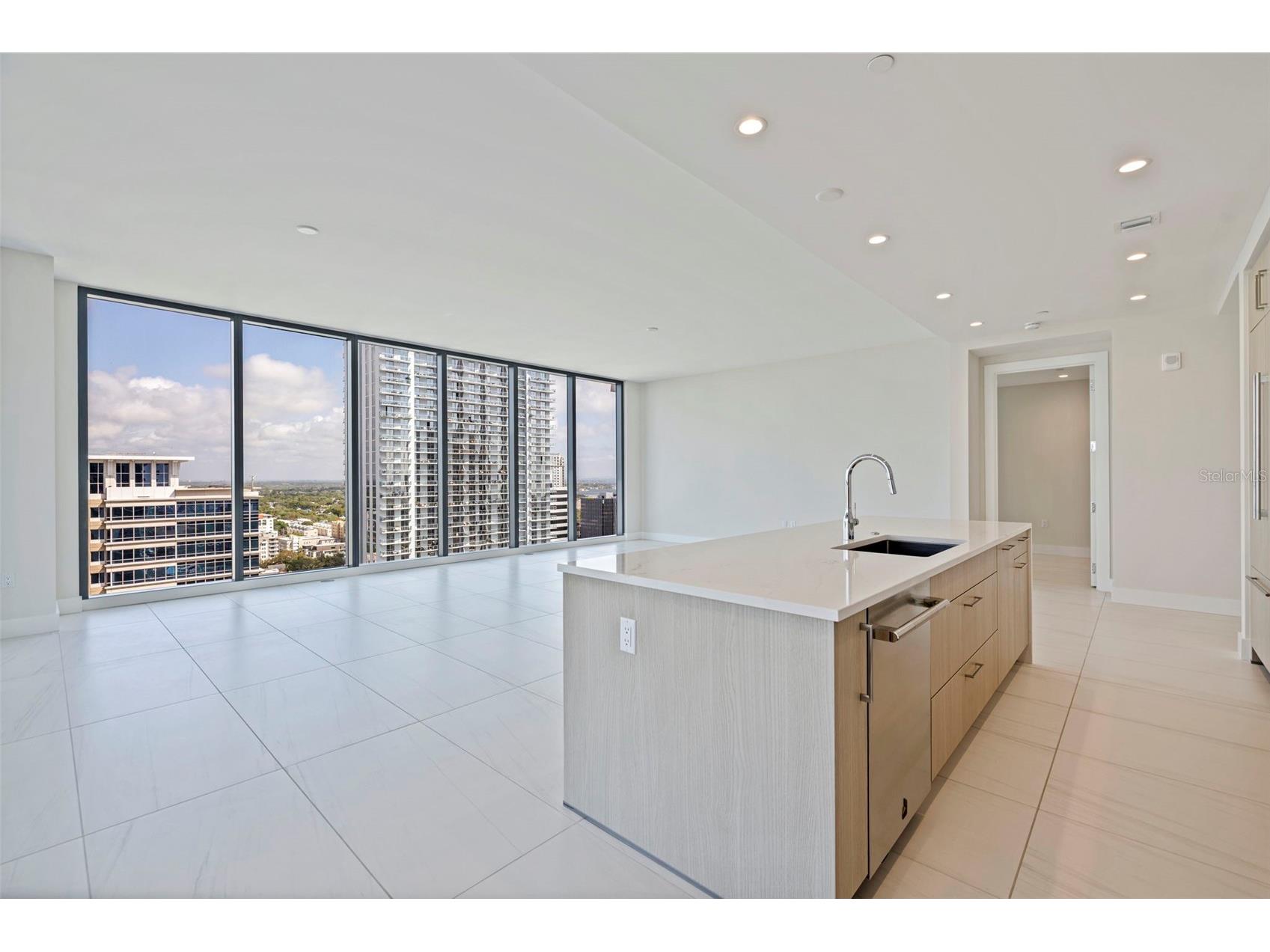 275 1st Avenue S #2201 Saint Petersburg FL 33701 - TAMPA BAY TB8487353 image23