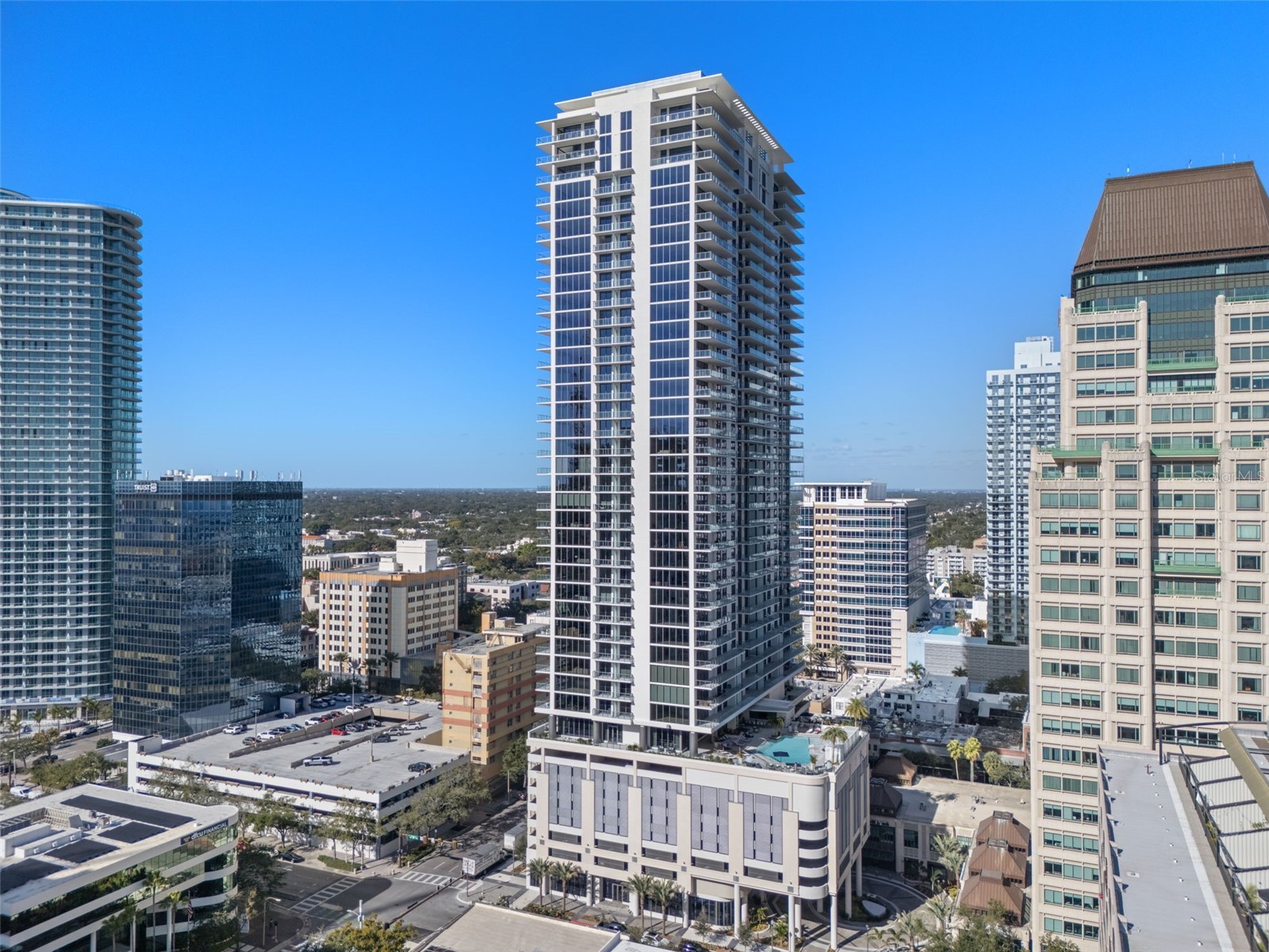 275 1st Avenue S #2401 Saint Petersburg FL 33701 - TAMPA BAY TB8432505 image1