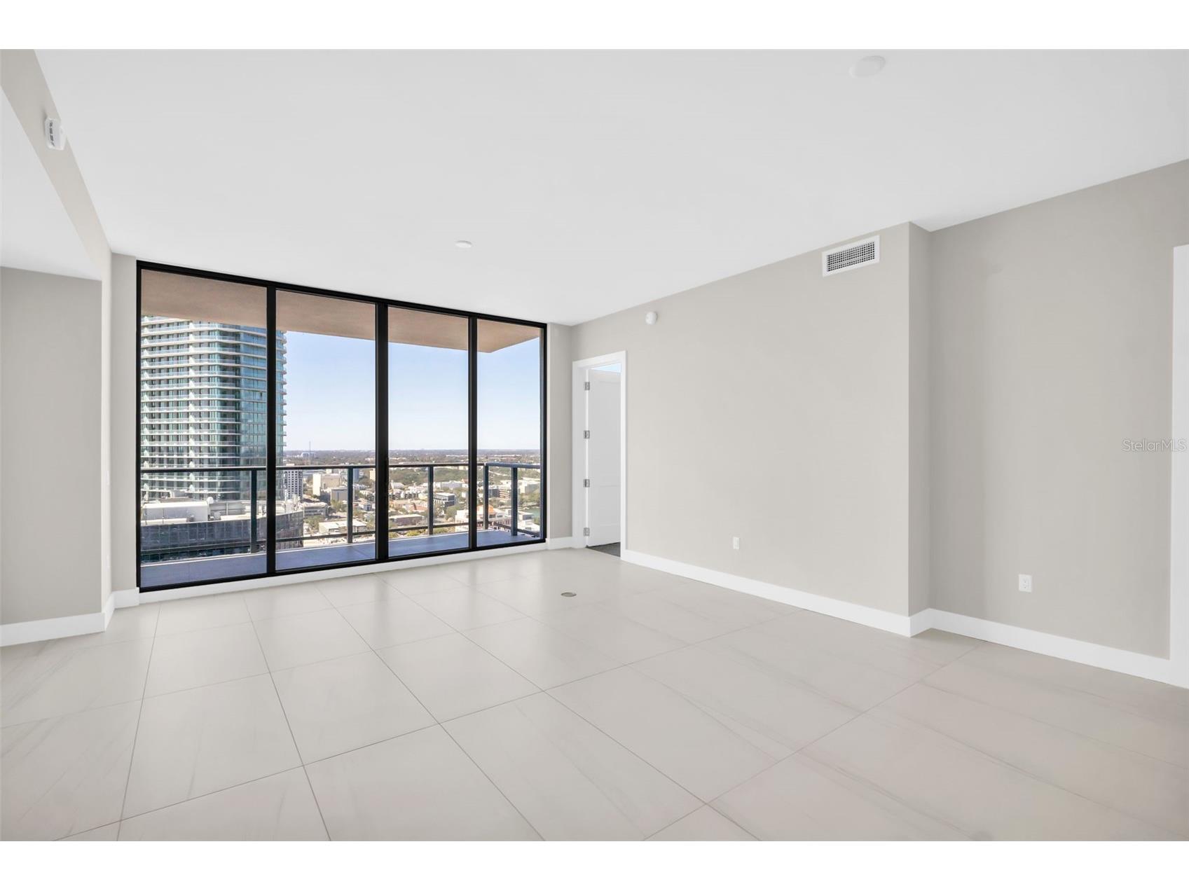 275 1st Avenue S #2708 Saint Petersburg FL 33701 TB8472071 image10