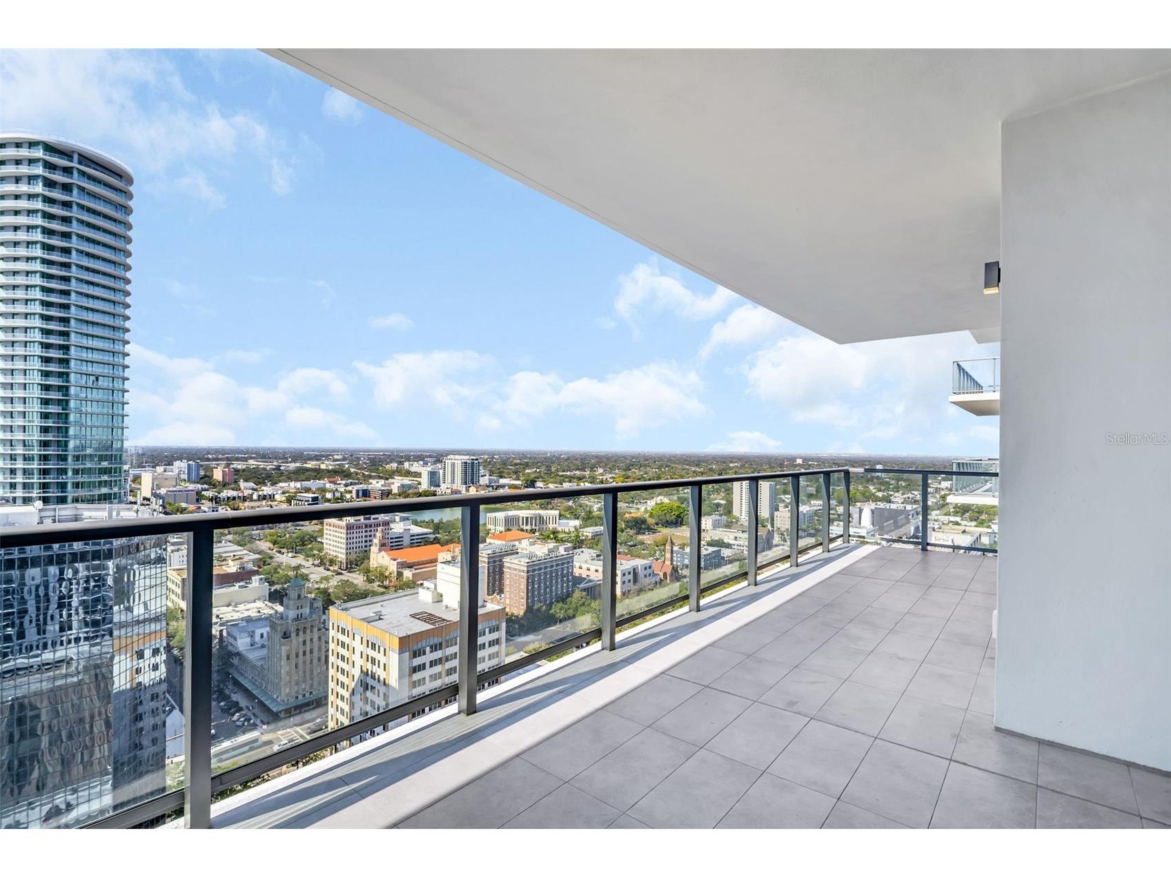 275 1st Avenue S #2708 Saint Petersburg FL 33701 TB8472071 image16
