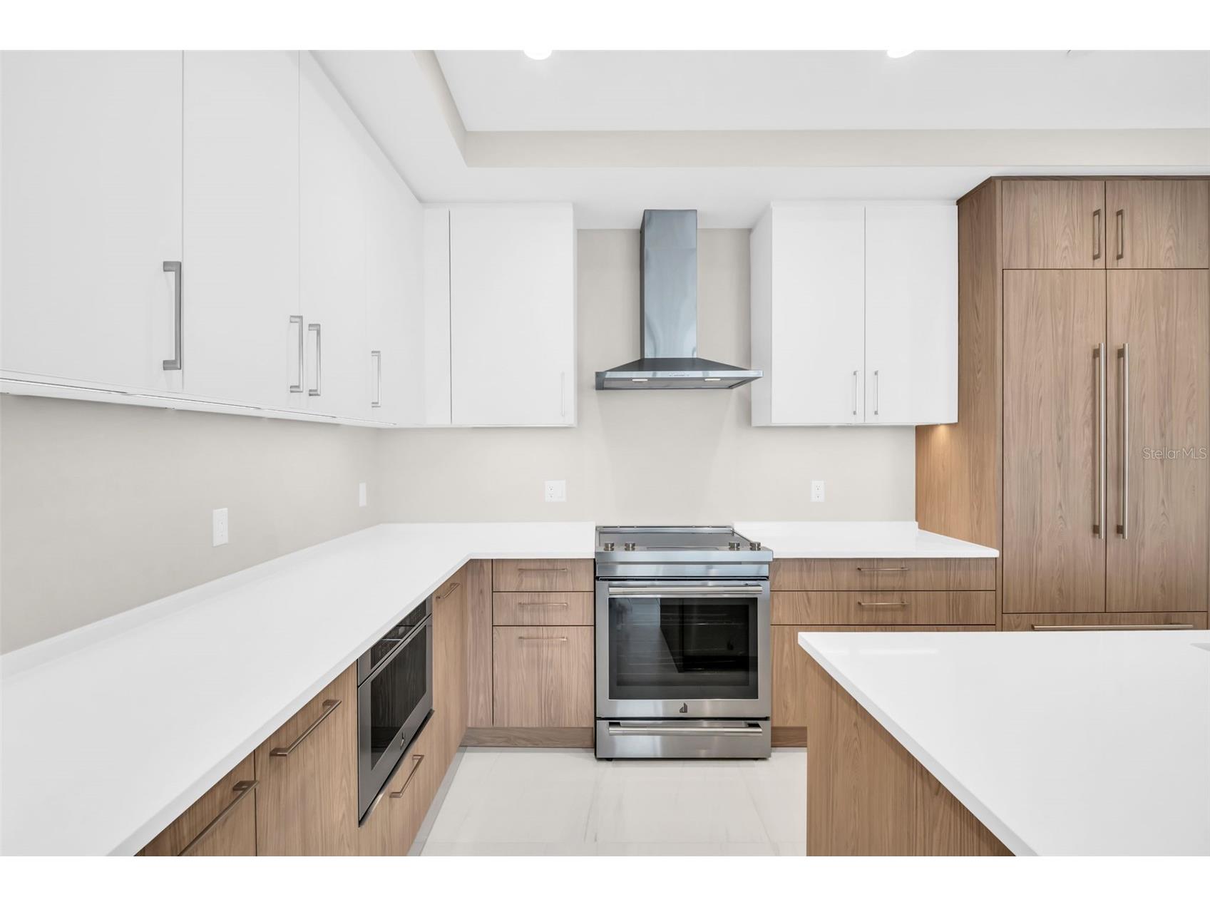 275 1st Avenue S #2708 Saint Petersburg FL 33701 TB8472071 image4