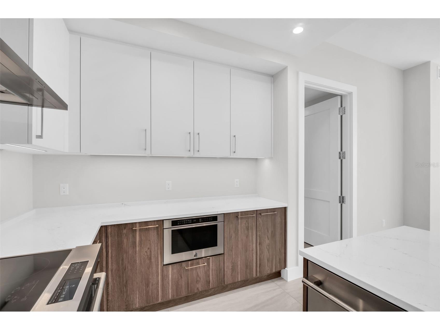 275 1st Avenue S #2807 Saint Petersburg FL 33701 TB8469347 image12