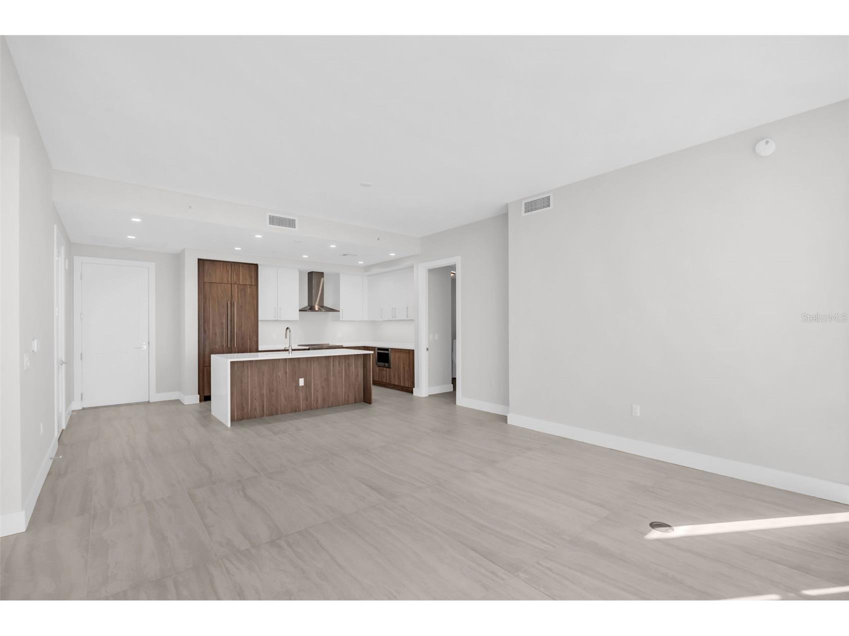 275 1st Avenue S #2807 Saint Petersburg FL 33701 TB8469347 image13