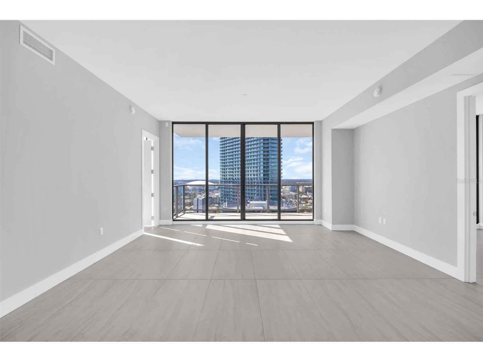275 1st Avenue S #2807 Saint Petersburg FL 33701 TB8469347 image19