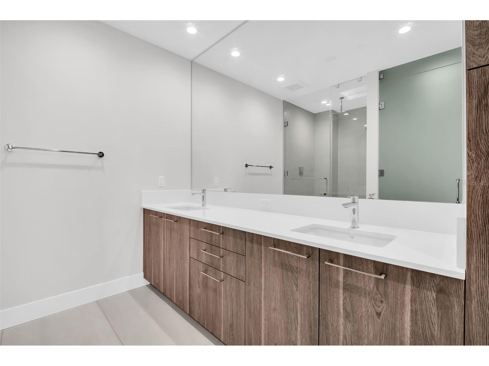 275 1st Avenue S #2807 Saint Petersburg FL 33701 TB8469347 image31