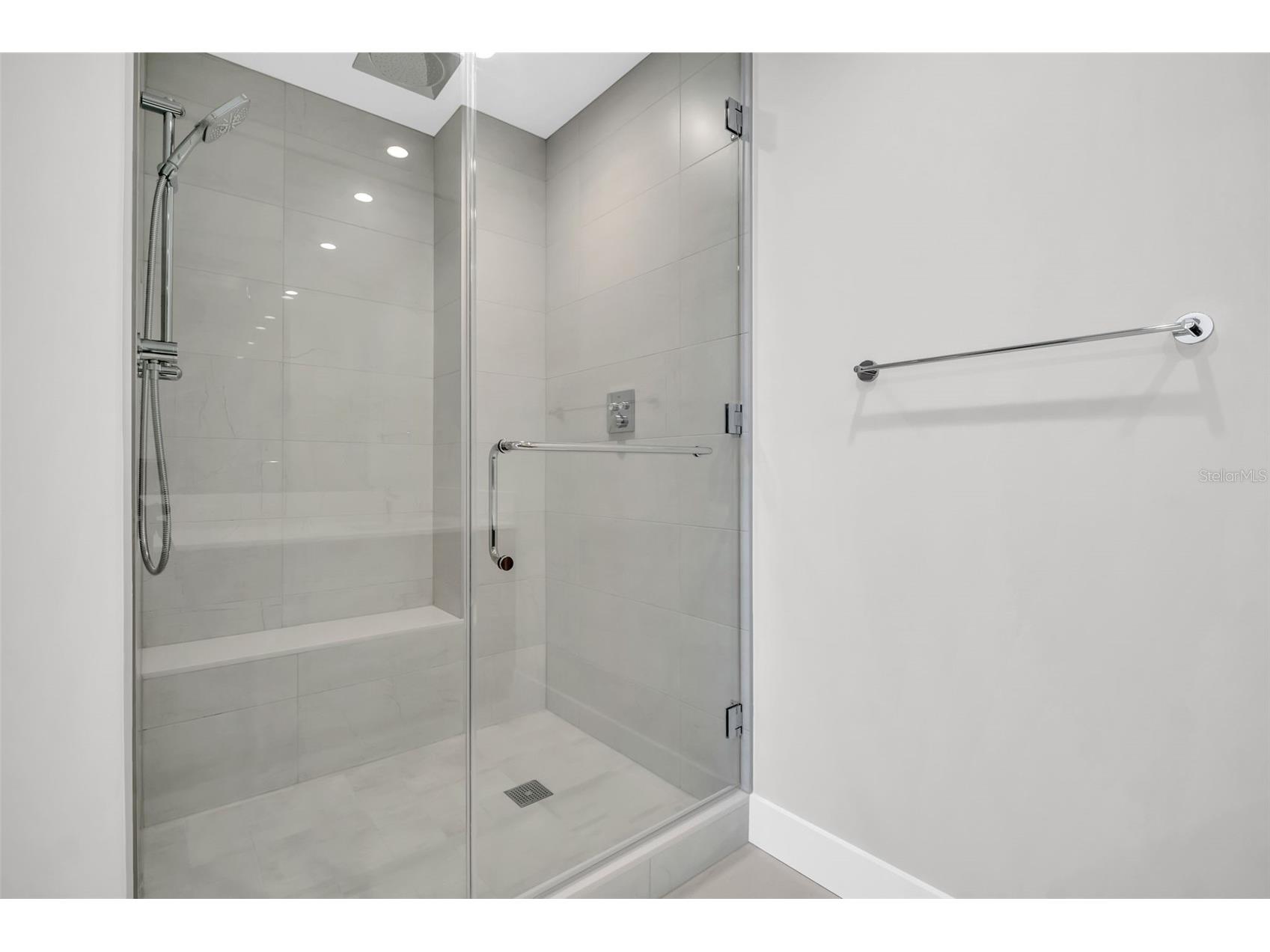 275 1st Avenue S #2807 Saint Petersburg FL 33701 TB8469347 image32