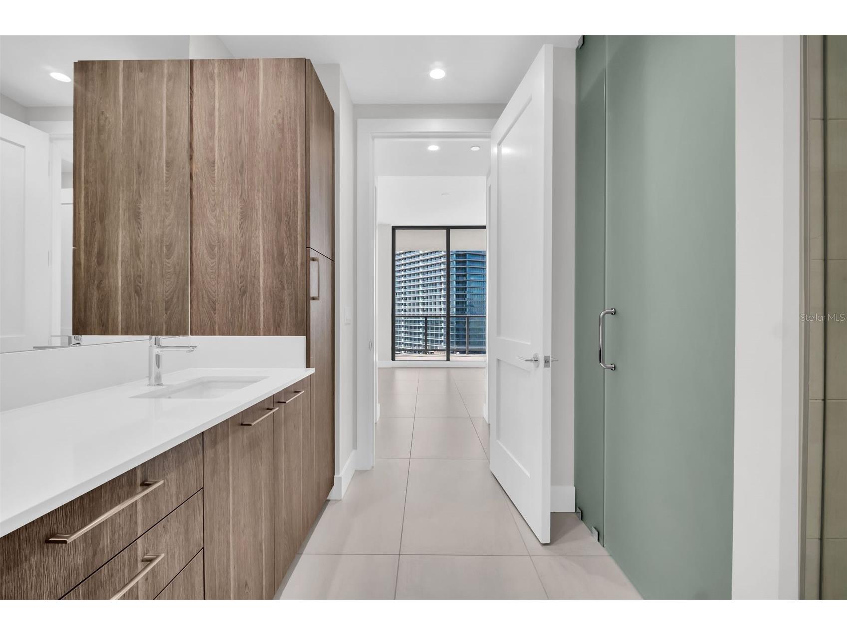 275 1st Avenue S #2807 Saint Petersburg FL 33701 TB8469347 image33