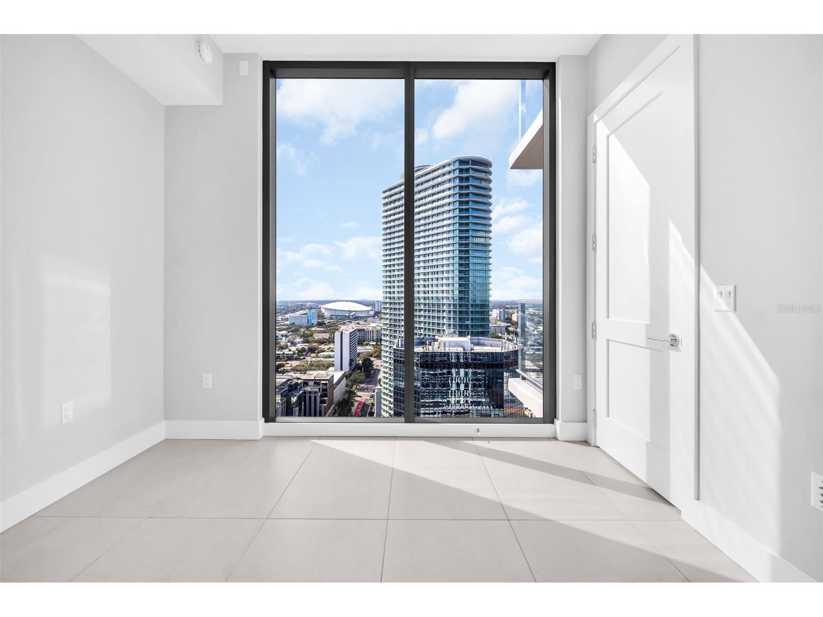 275 1st Avenue S #2807 Saint Petersburg FL 33701 TB8469347 image38