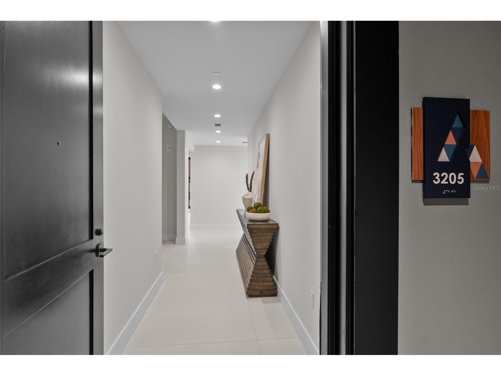 275 1st Avenue S #3205 Saint Petersburg FL 33701 TB8464646 image27