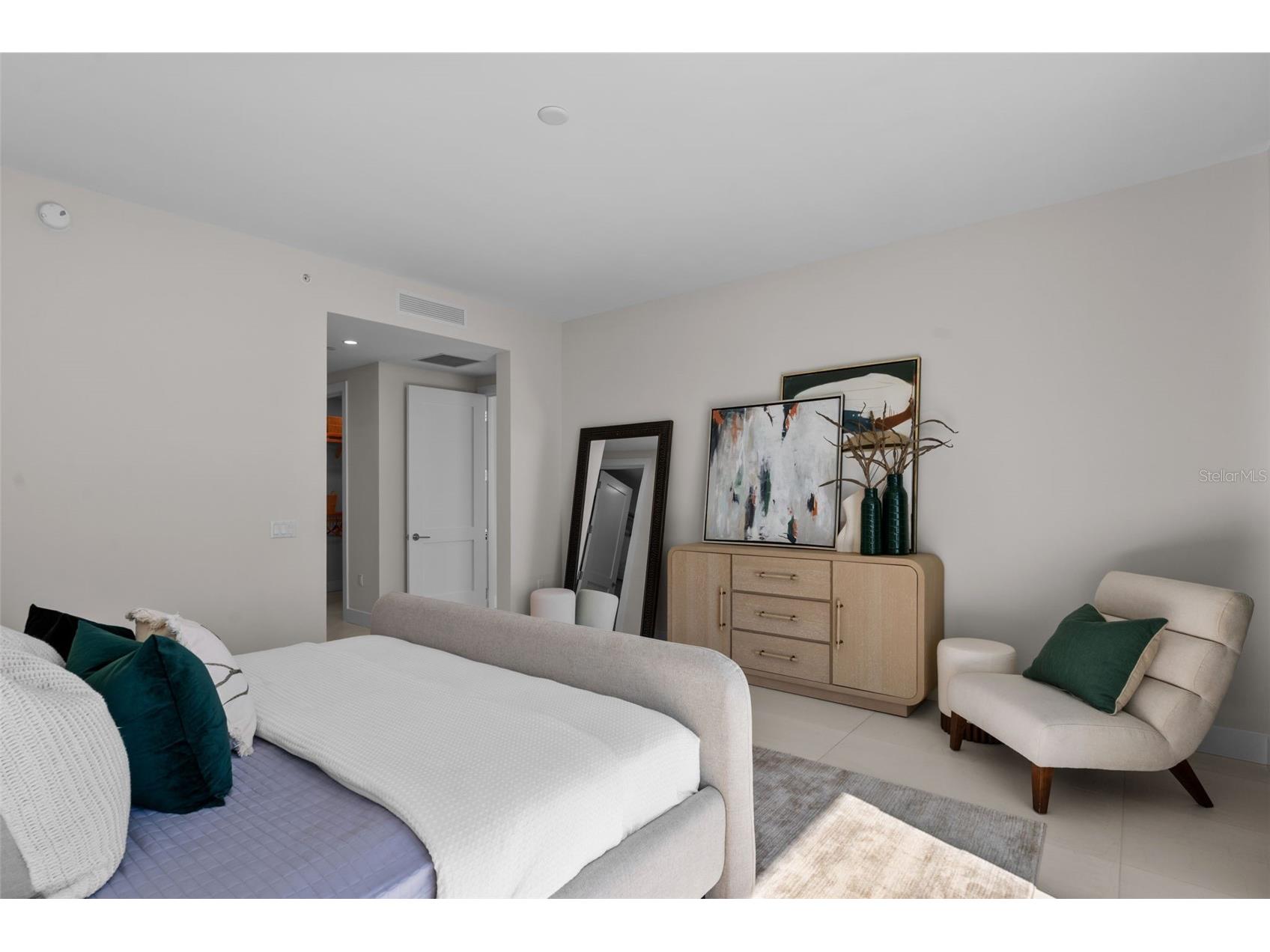 275 1st Avenue S #3205 Saint Petersburg FL 33701 TB8464646 image52