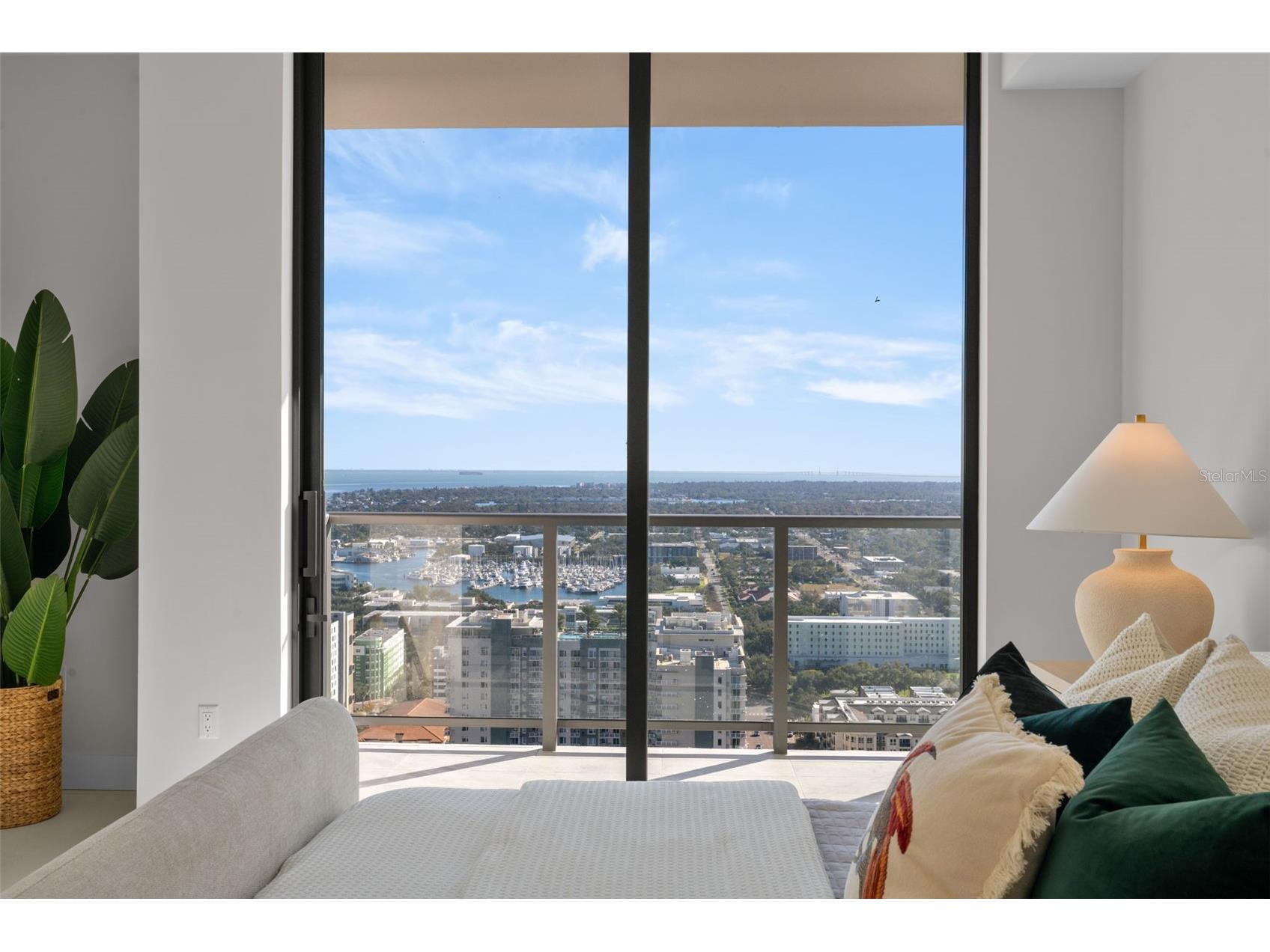 275 1st Avenue S #3205 Saint Petersburg FL 33701 TB8464646 image54