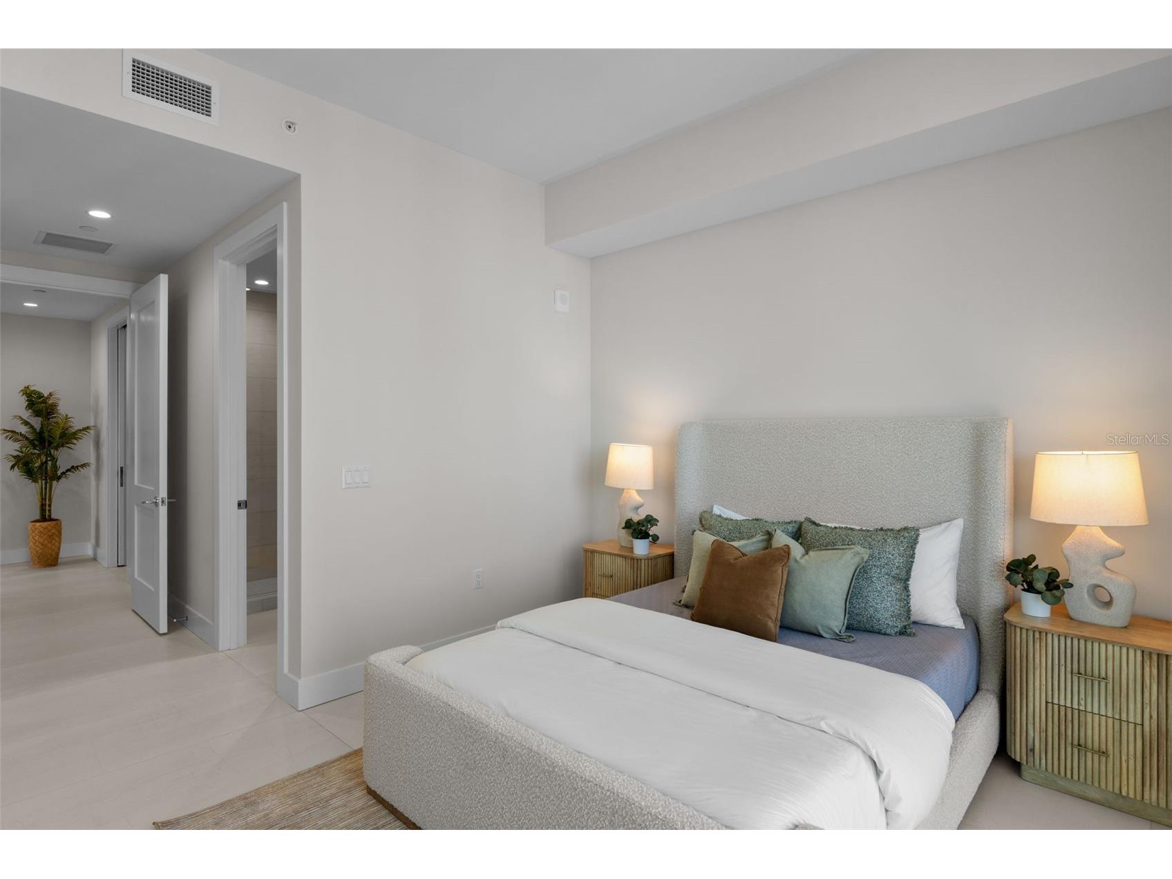 275 1st Avenue S #3205 Saint Petersburg FL 33701 TB8464646 image62