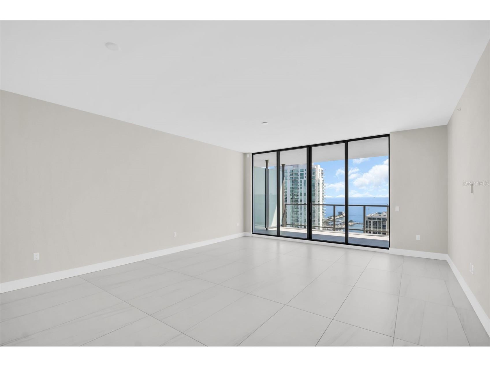 275 1st Avenue S #3304 Saint Petersburg FL 33701 TB8475195 image14