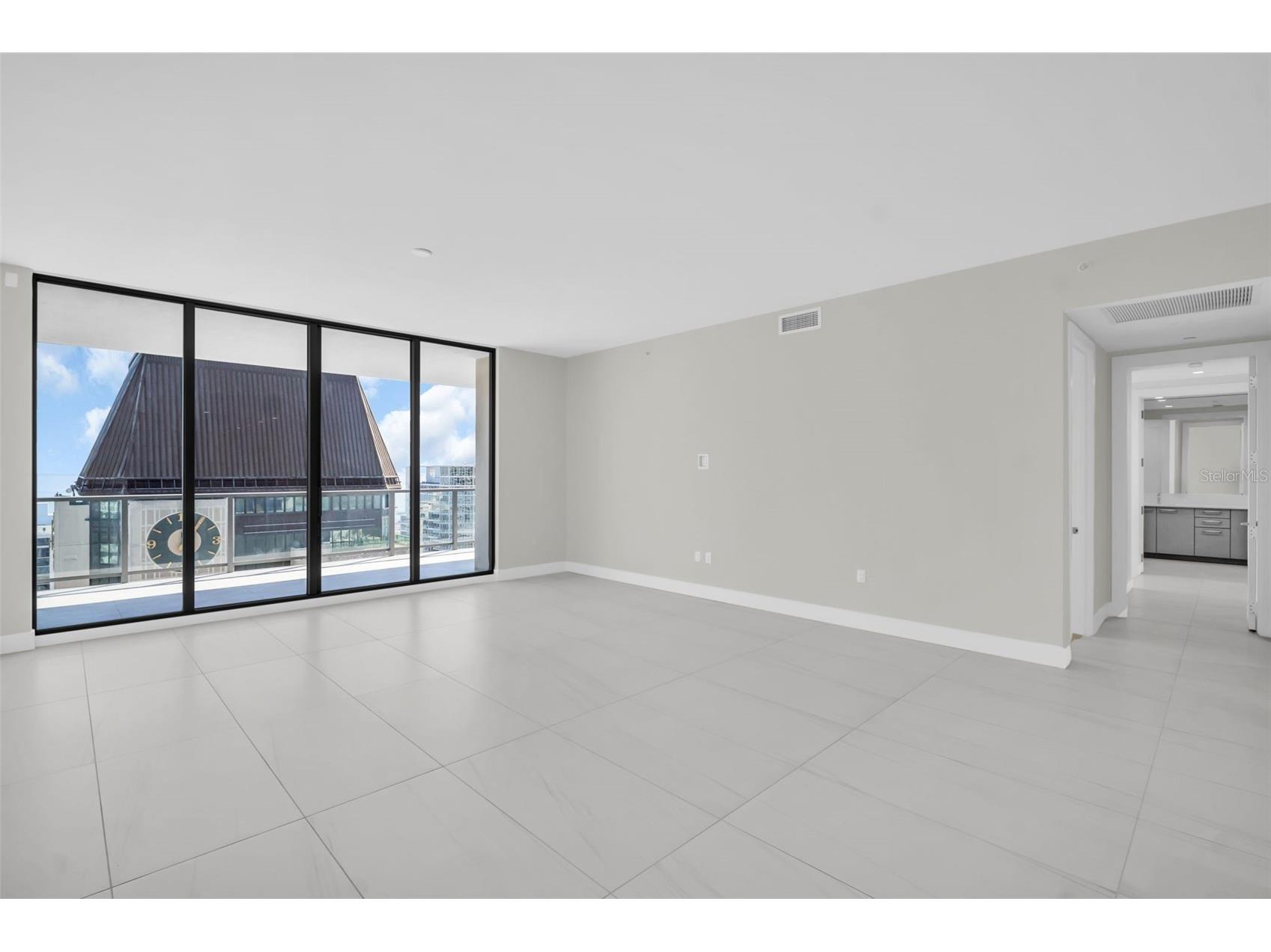 275 1st Avenue S #3304 Saint Petersburg FL 33701 TB8475195 image15