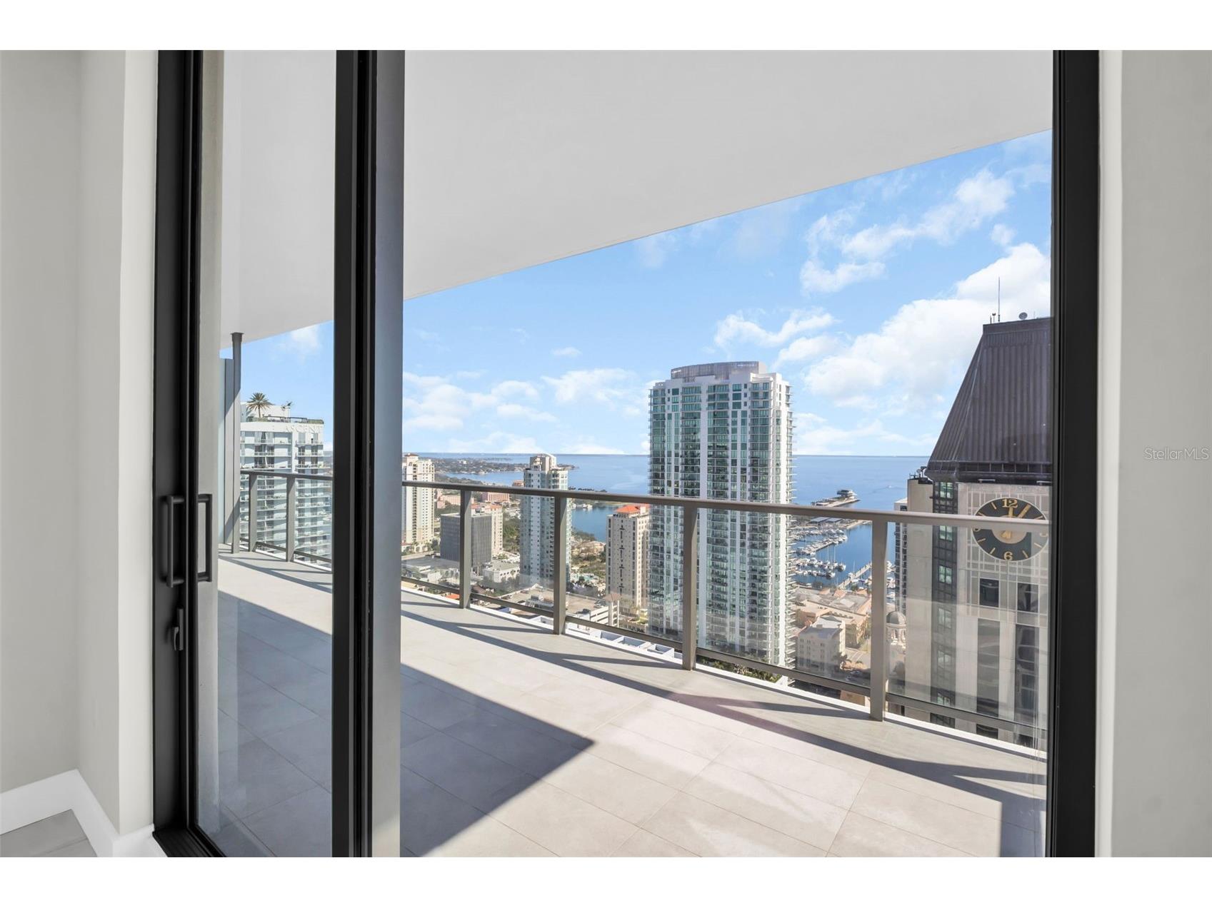 275 1st Avenue S #3304 Saint Petersburg FL 33701 TB8475195 image40