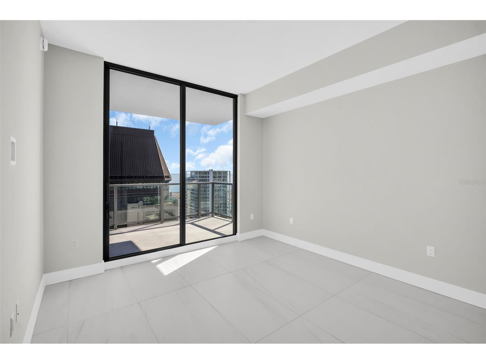 275 1st Avenue S #3304 Saint Petersburg FL 33701 TB8475195 image41