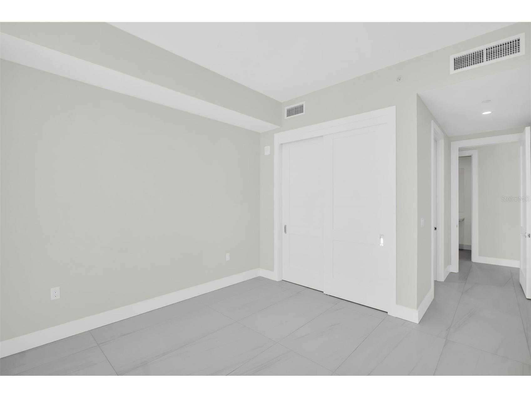 275 1st Avenue S #3304 Saint Petersburg FL 33701 TB8475195 image44