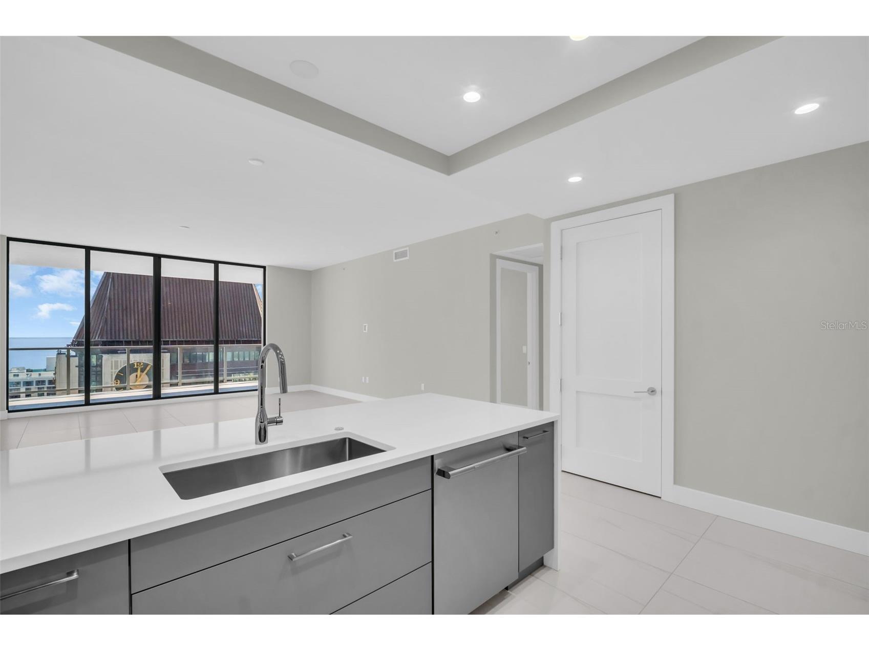 275 1st Avenue S #3304 Saint Petersburg FL 33701 TB8475195 image7