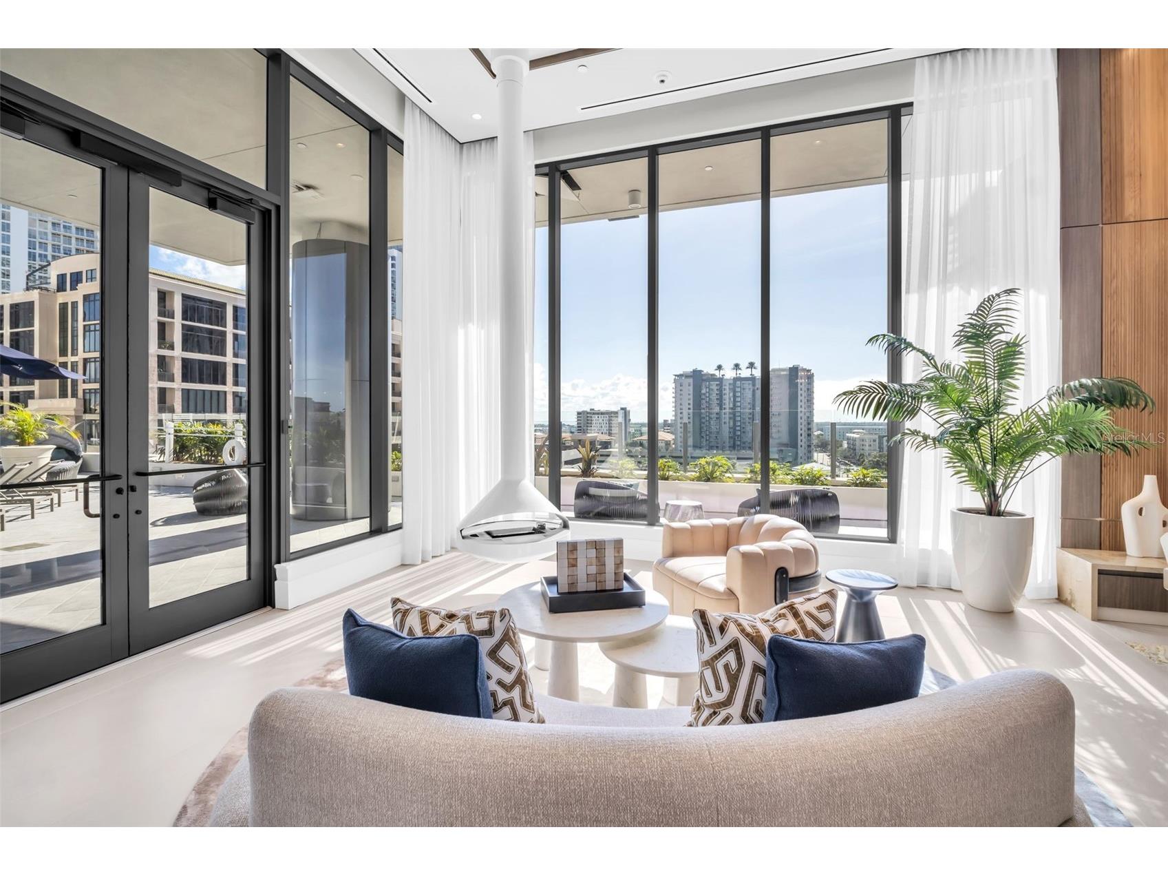 275 1st Avenue S #3304 Saint Petersburg FL 33701 TB8475195 image92