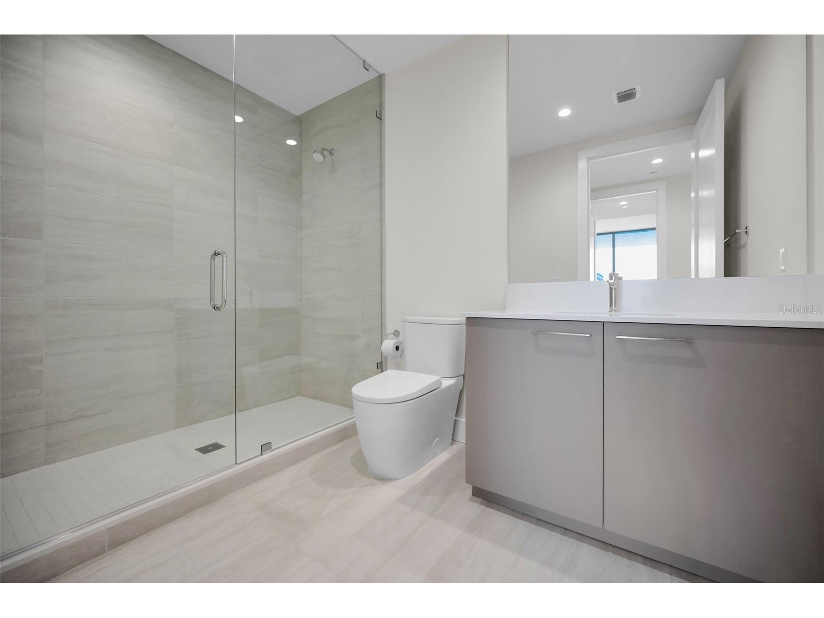 275 1st Avenue S #3503 Saint Petersburg FL 33701 TB8507285 image25