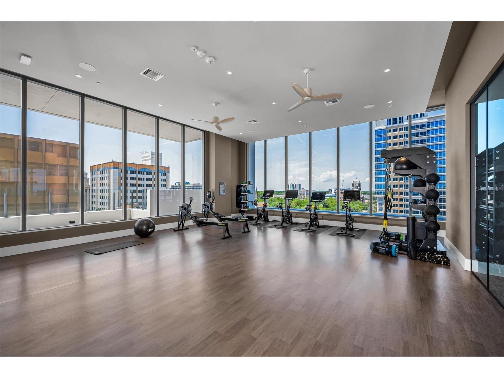 275 1st Avenue S #3503 Saint Petersburg FL 33701 TB8507285 image40