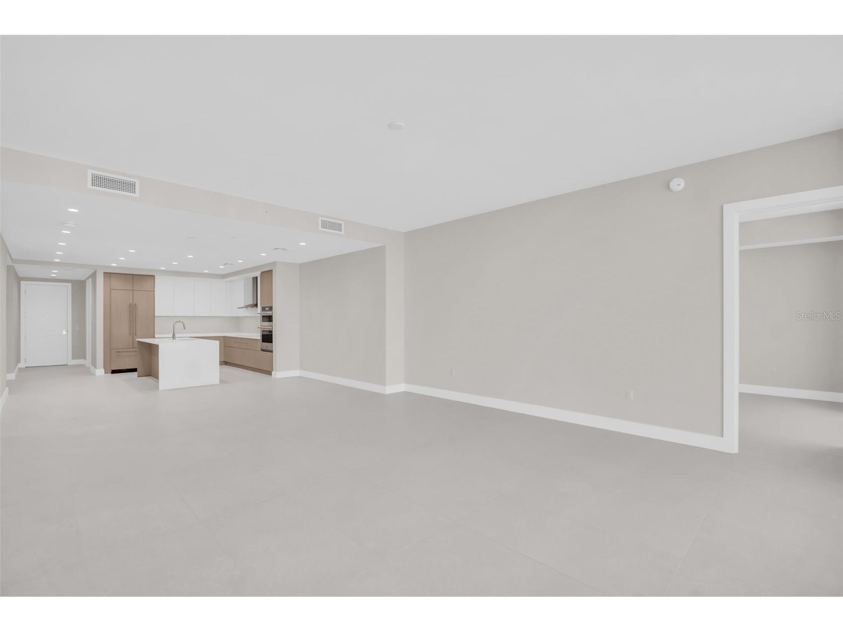 275 1st Avenue S #3703 Saint Petersburg FL 33701 TB8470511 image13