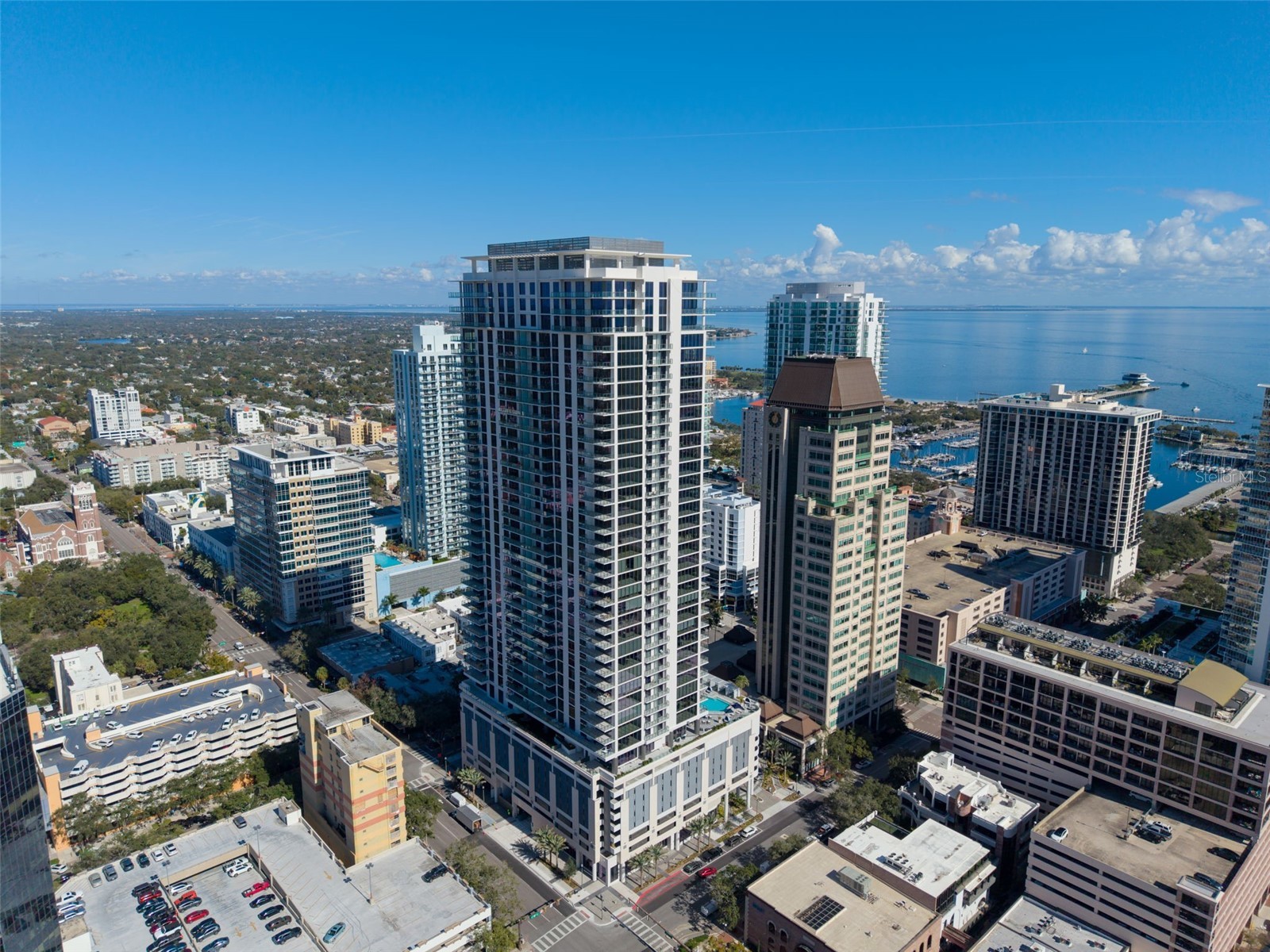 275 1st Avenue S #3703 Saint Petersburg FL 33701 TB8470511 image2