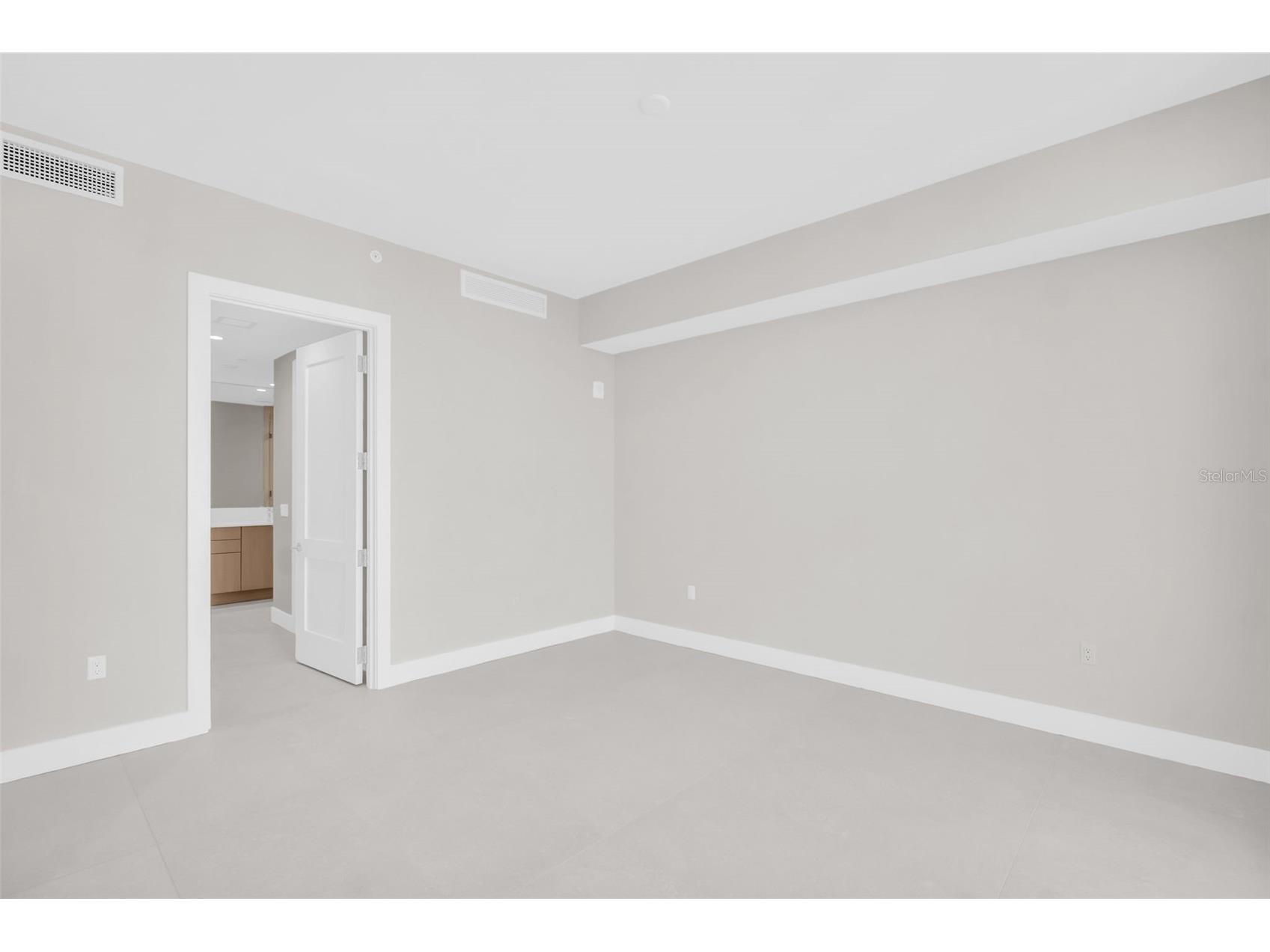 275 1st Avenue S #3703 Saint Petersburg FL 33701 TB8470511 image29
