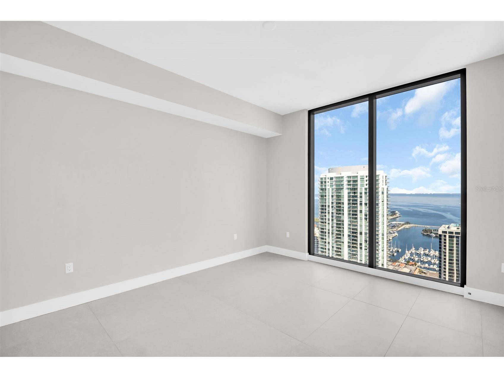 275 1st Avenue S #3703 Saint Petersburg FL 33701 TB8470511 image32