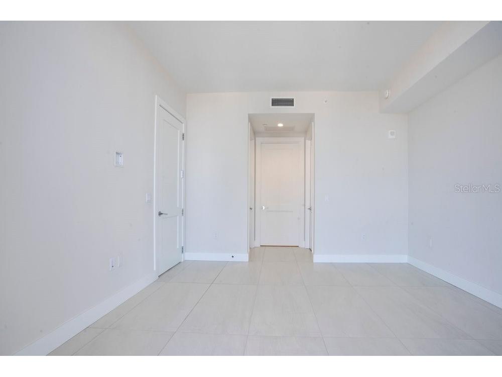 275 1st Avenue S #3808 Saint Petersburg FL 33701 O6404091 image36
