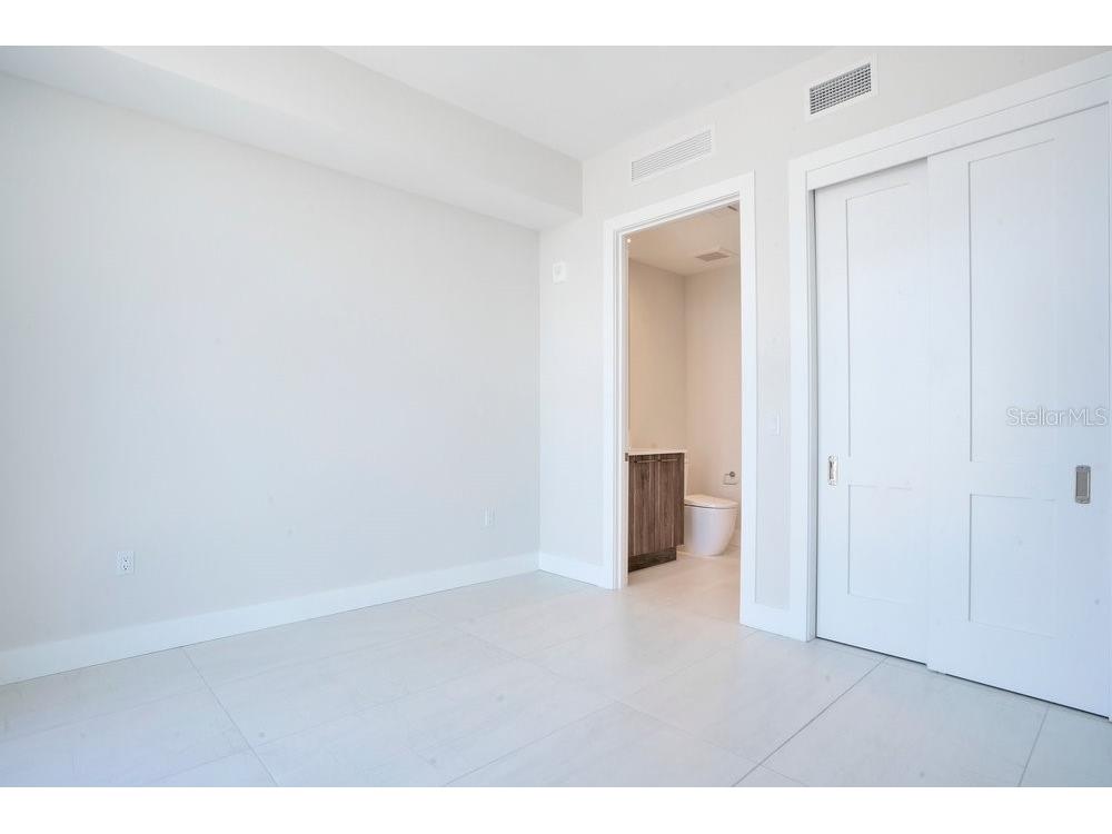 275 1st Avenue S #3808 Saint Petersburg FL 33701 O6404091 image51