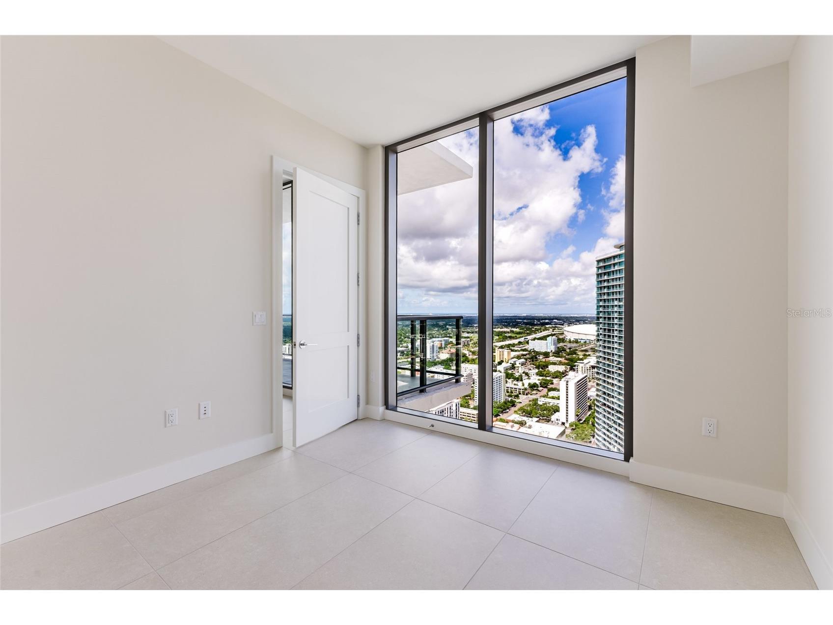275 1st Avenue S #3908 Saint Petersburg FL 33701 A4697444 image23