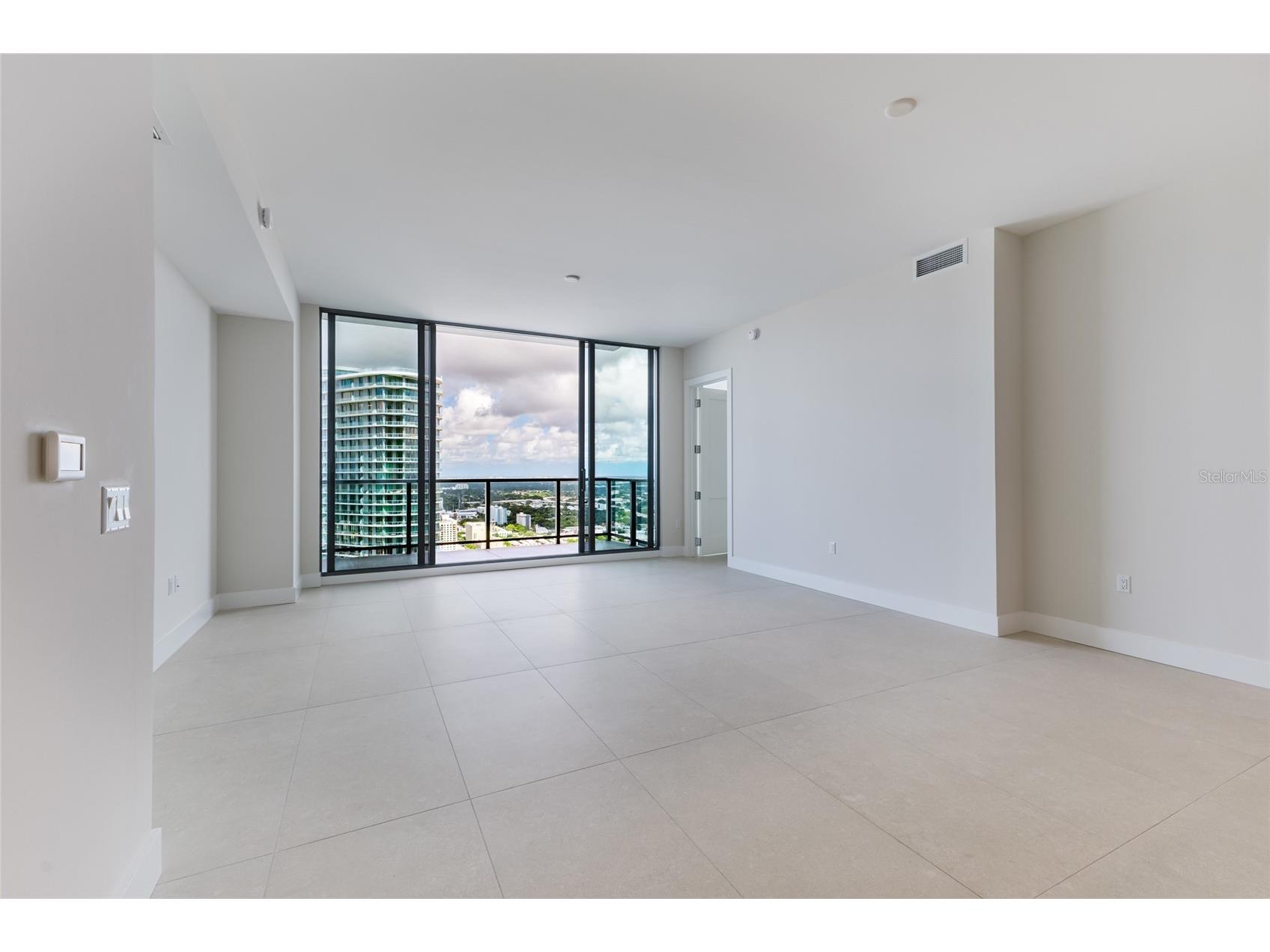 275 1st Avenue S #3908 Saint Petersburg FL 33701 A4697444 image3