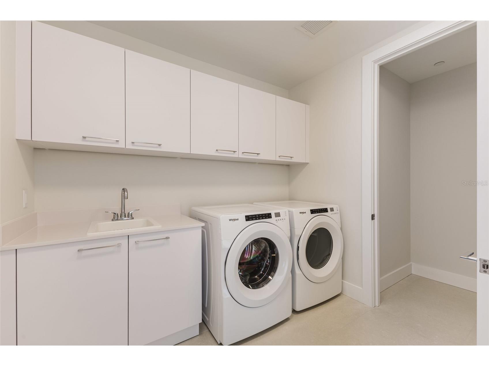 275 1st Avenue S #3908 Saint Petersburg FL 33701 A4697444 image36