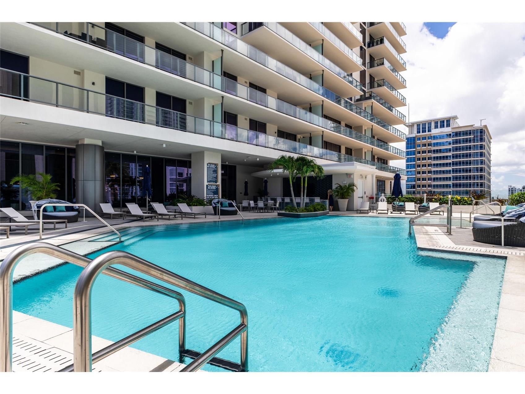 275 1st Avenue S #3908 Saint Petersburg FL 33701 A4697444 image42