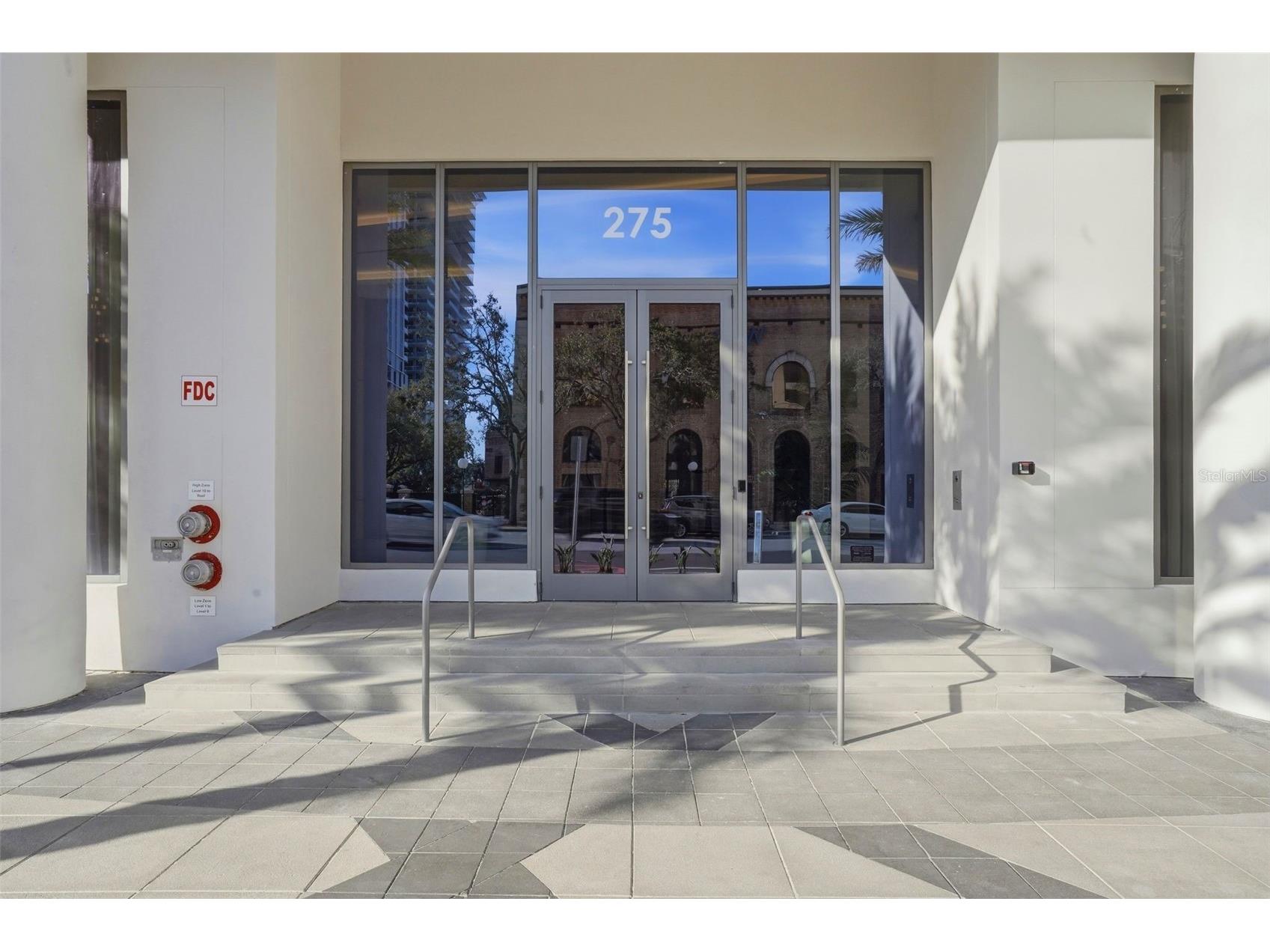 275 1st Avenue S #3908 Saint Petersburg FL 33701 TB8479116 image3