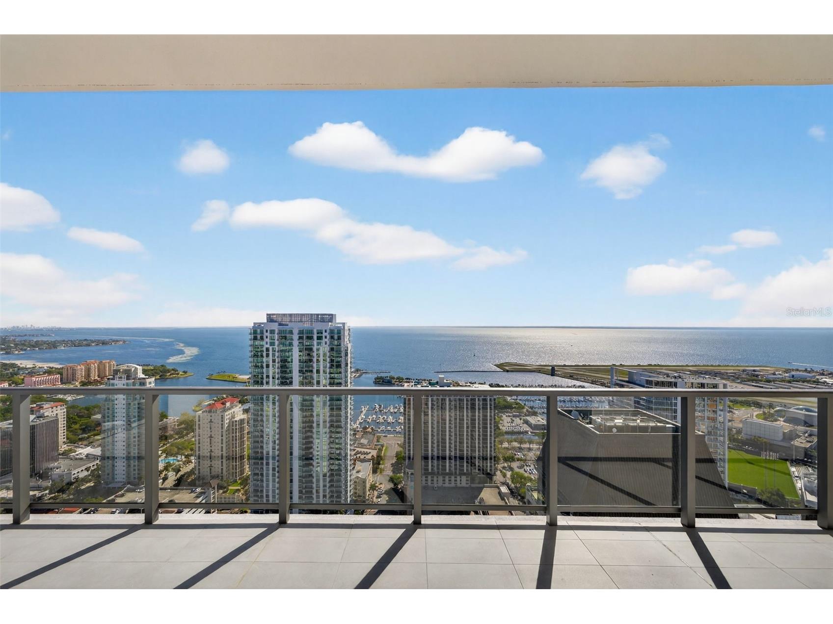 275 1st Avenue S #4202 Saint Petersburg FL 33701 TB8490619 image15