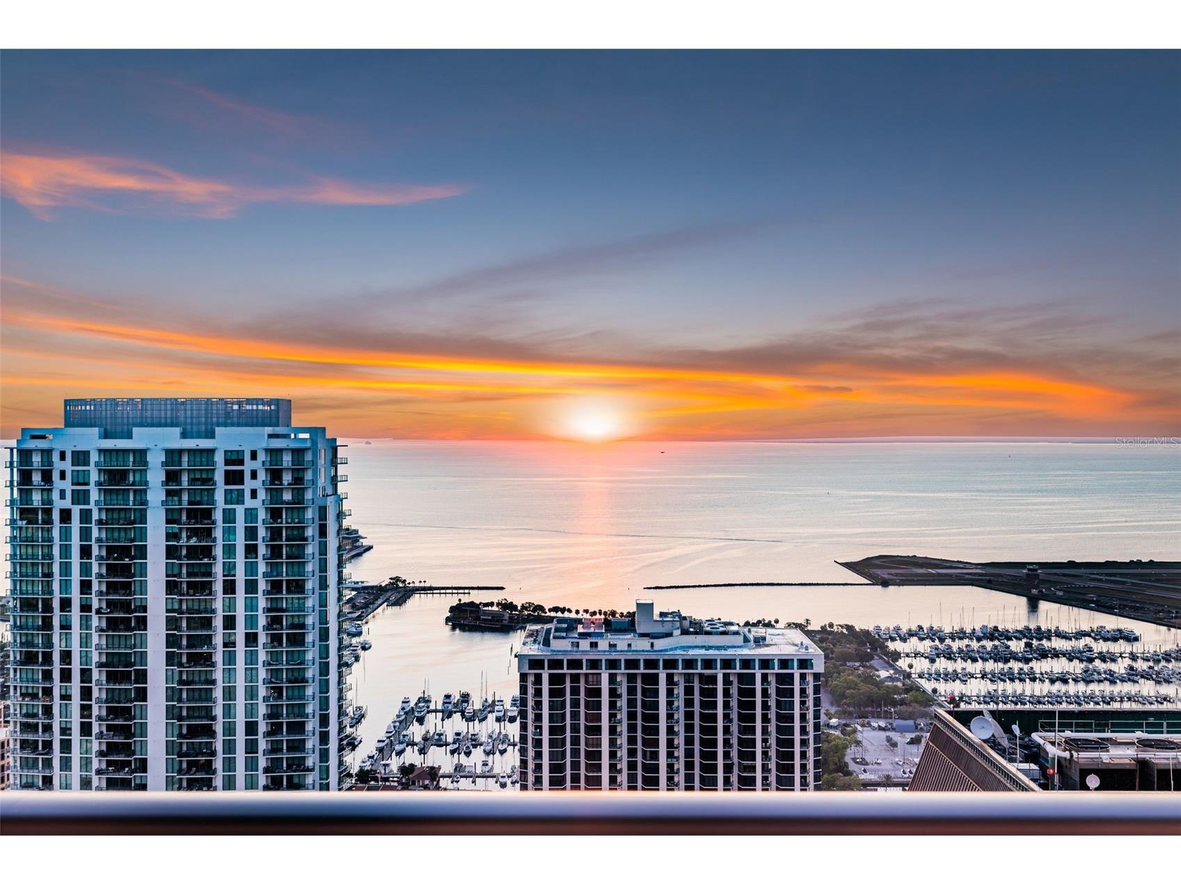 275 1st Avenue S #4202 Saint Petersburg FL 33701 TB8490619 image16