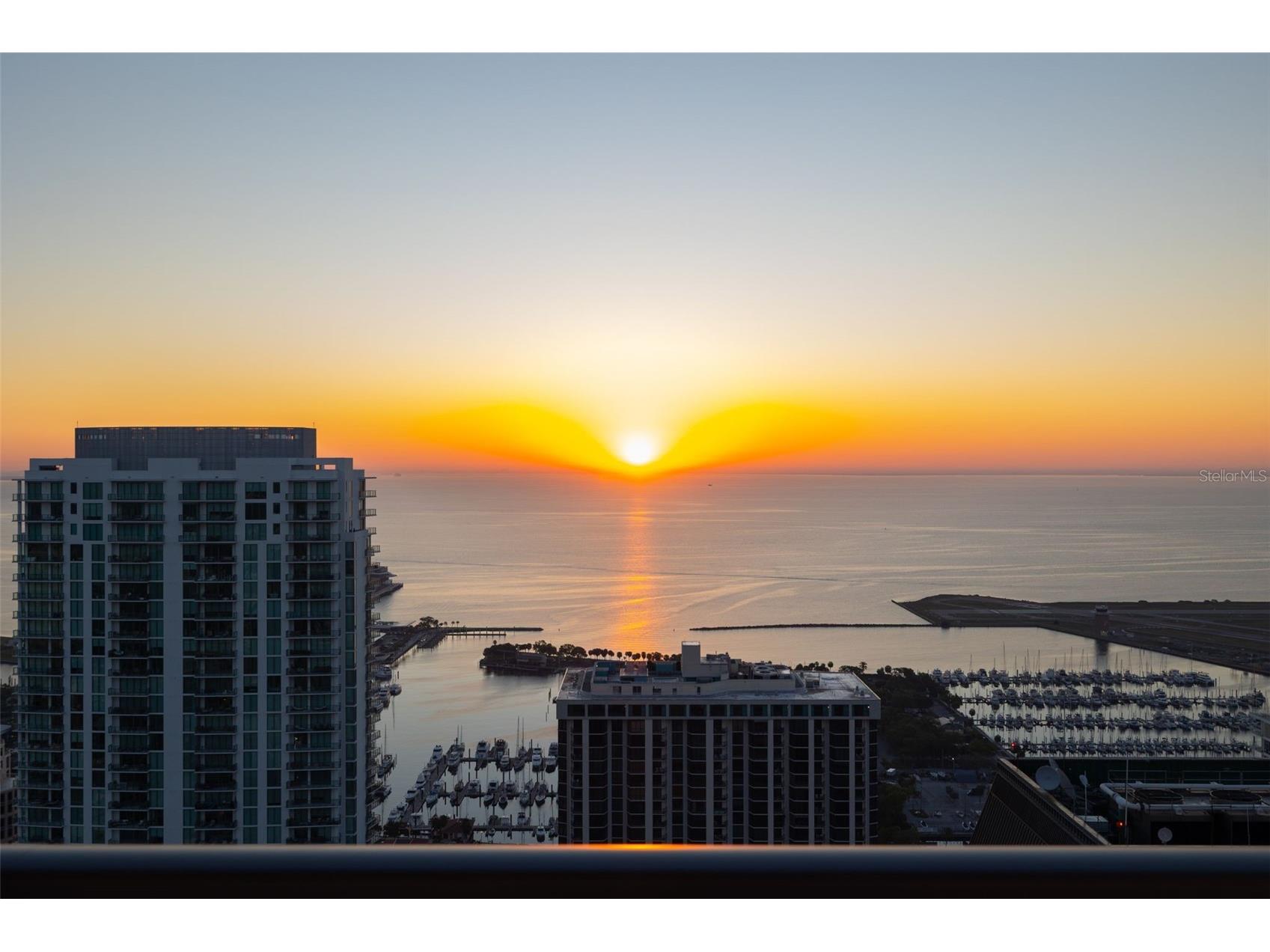 275 1st Avenue S #4202 Saint Petersburg FL 33701 TB8490619 image21