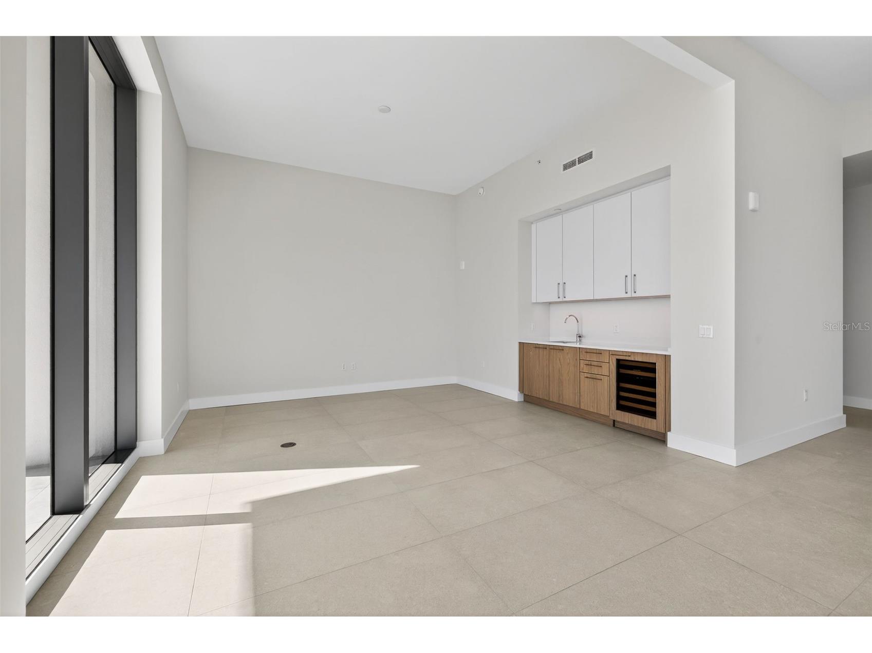 275 1st Avenue S #4202 Saint Petersburg FL 33701 TB8490619 image32