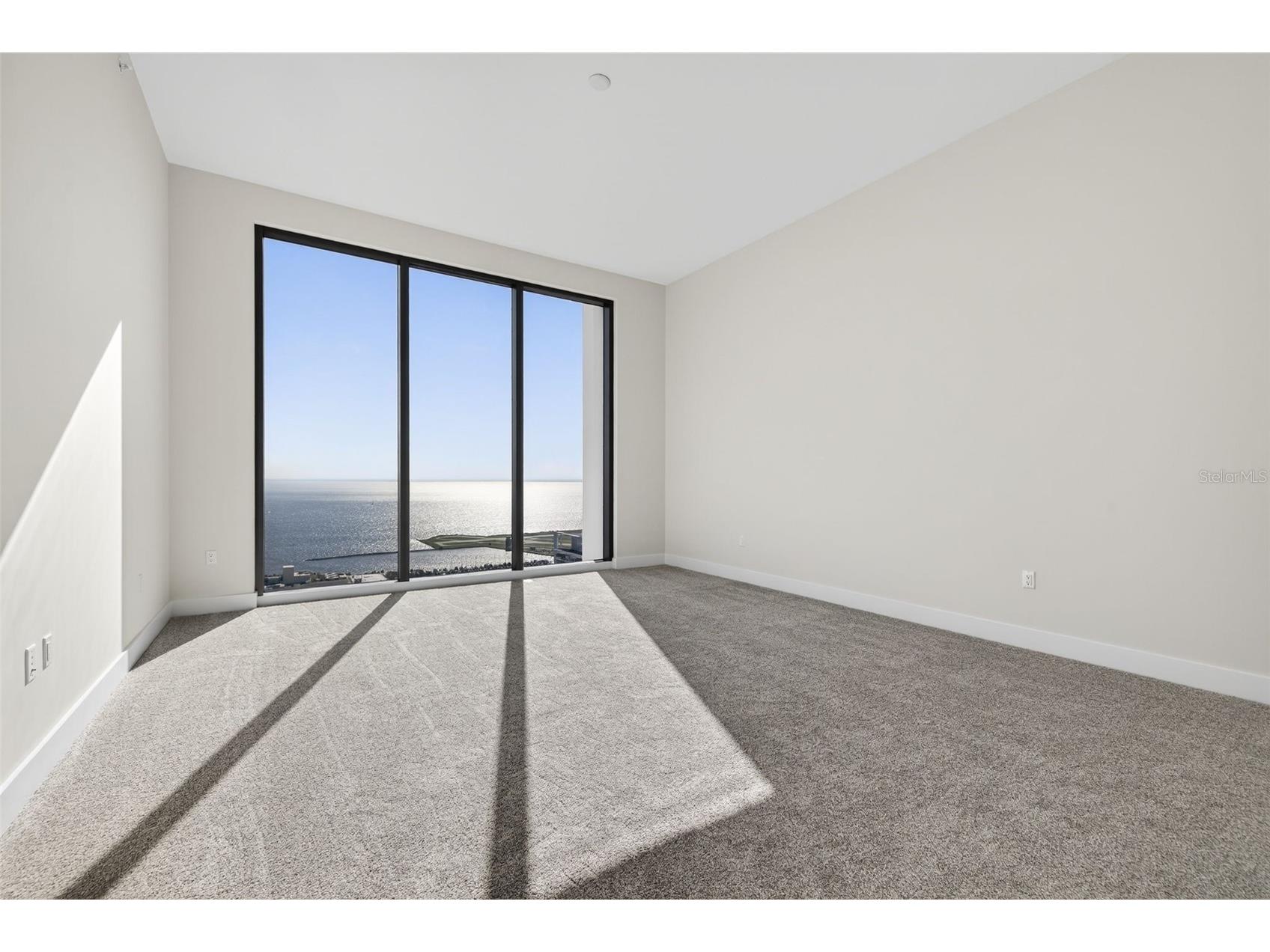 275 1st Avenue S #4202 Saint Petersburg FL 33701 TB8490619 image34