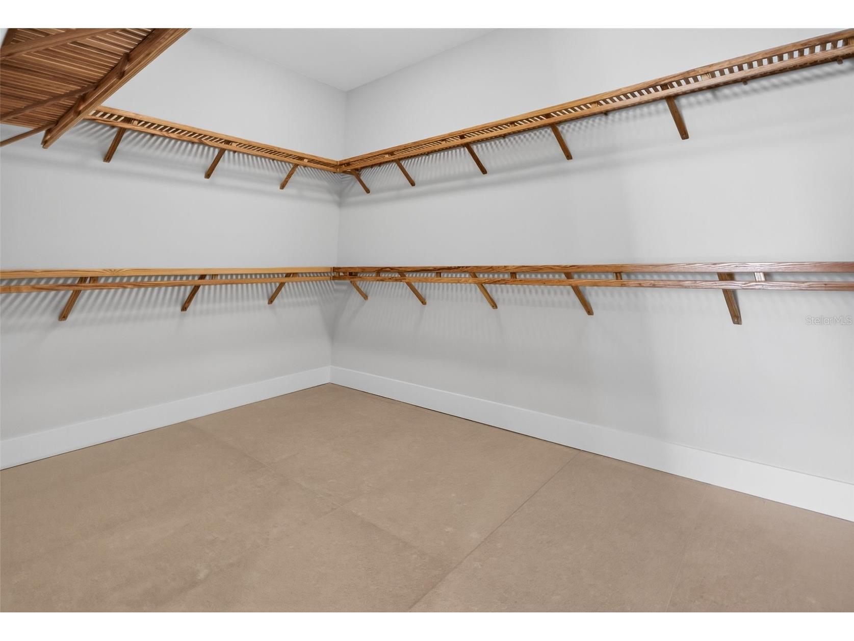 275 1st Avenue S #4202 Saint Petersburg FL 33701 TB8490619 image40