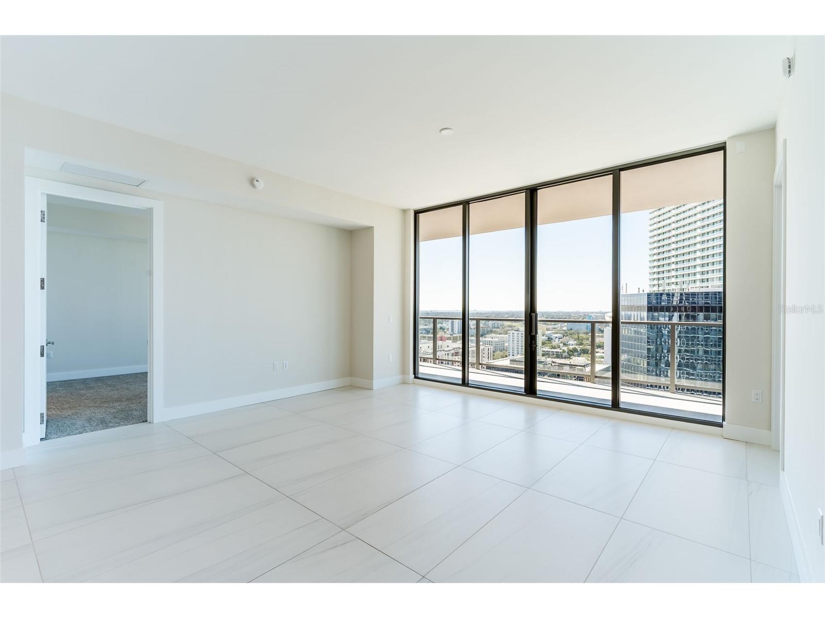 275 1st Avenue South #2208 Saint Petersburg FL 33701 TB8507421 image14