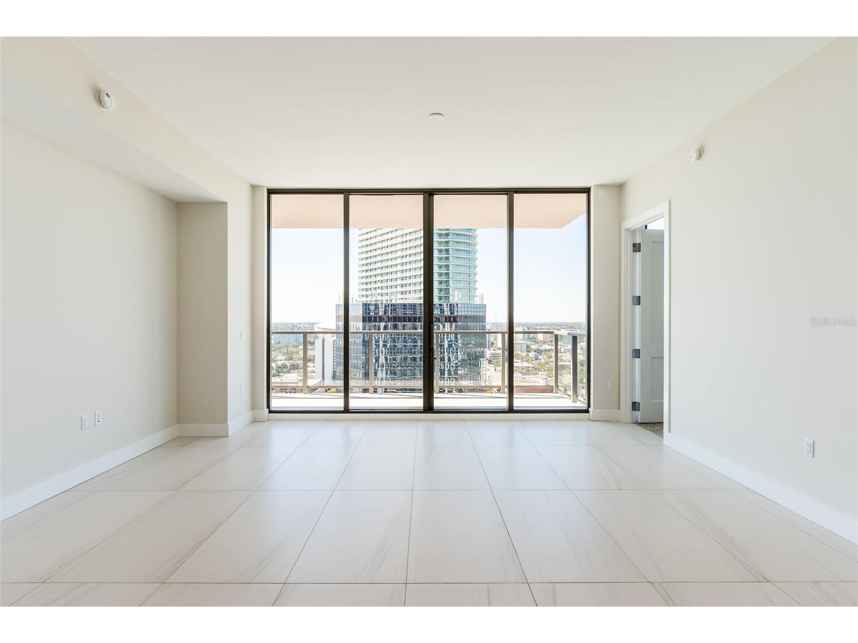 275 1st Avenue South #2208 Saint Petersburg FL 33701 TB8507421 image18