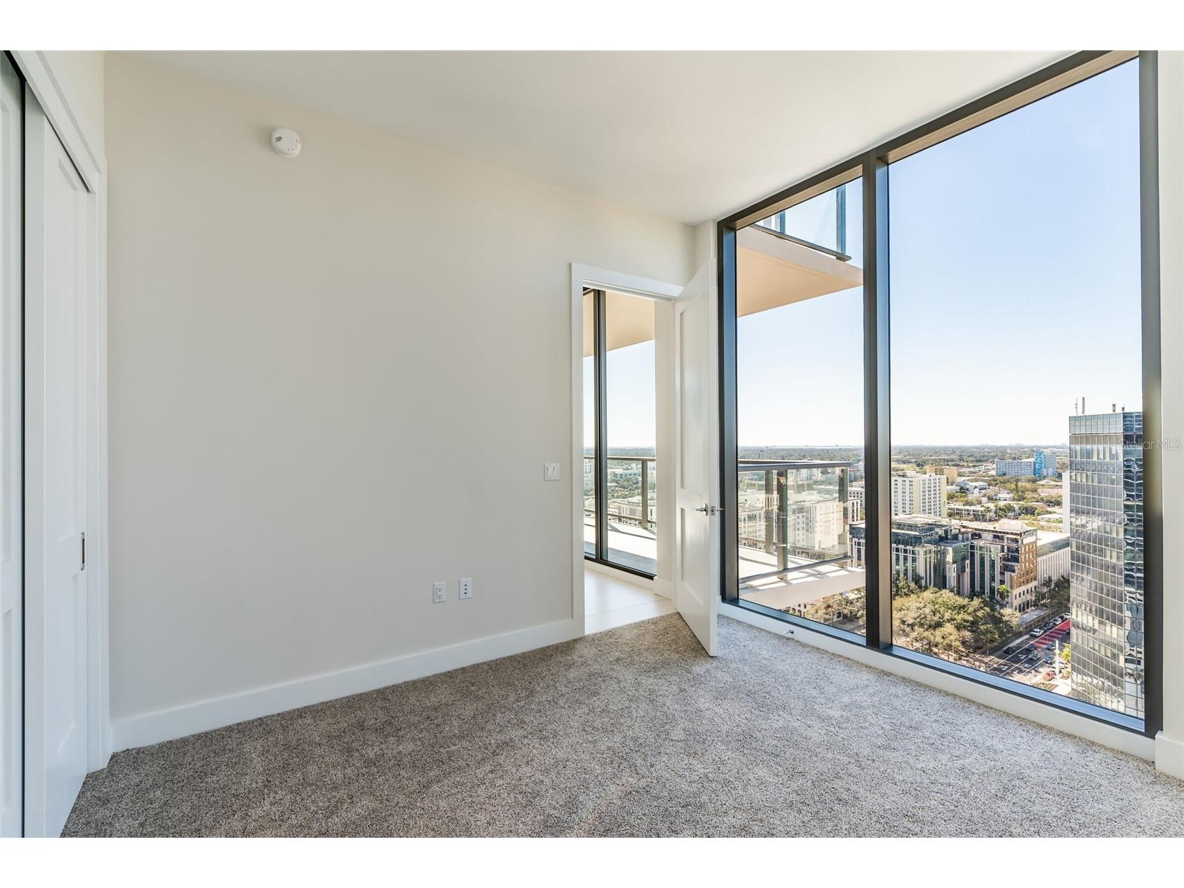 275 1st Avenue South #2208 Saint Petersburg FL 33701 TB8507421 image21