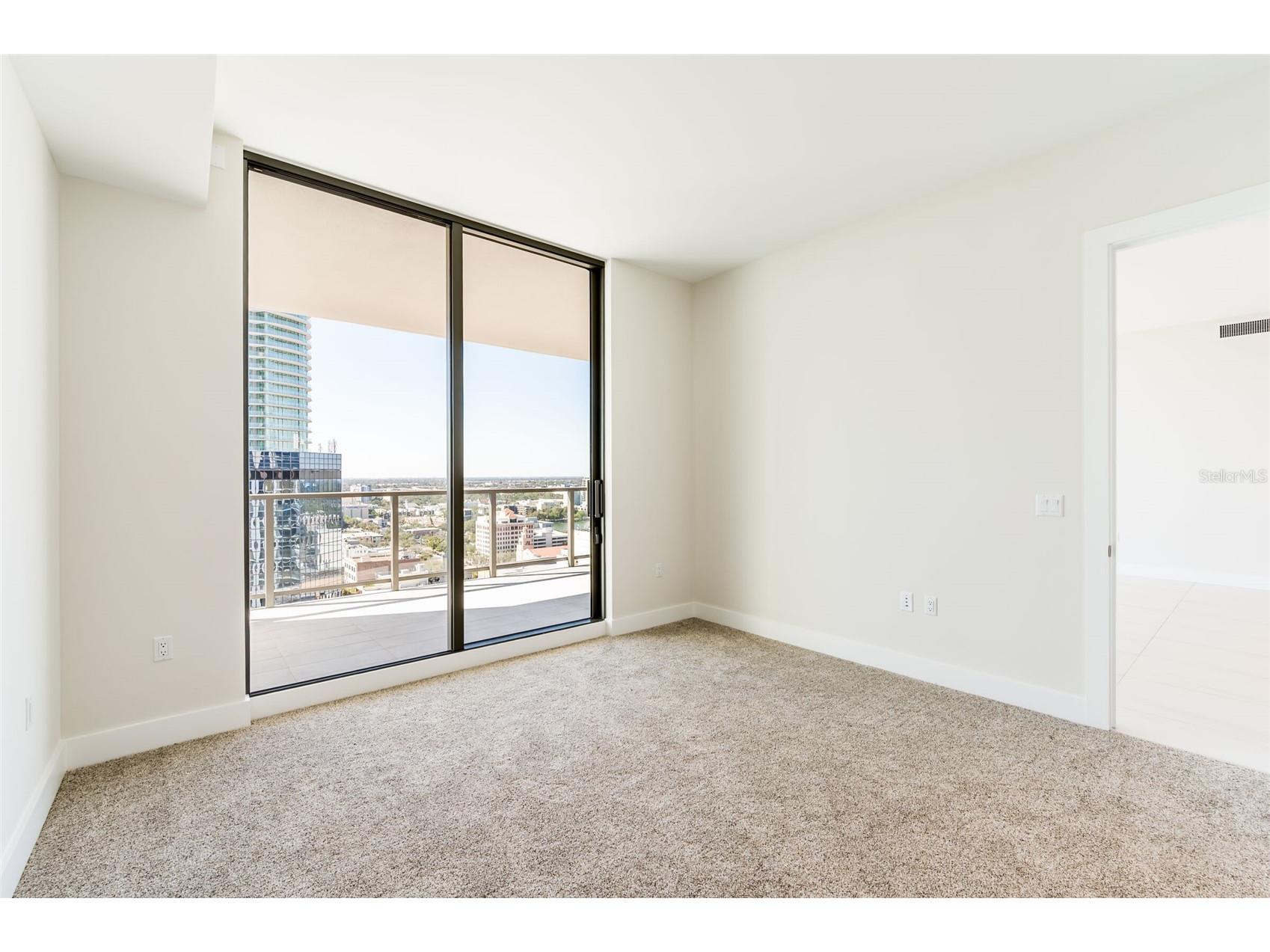 275 1st Avenue South #2208 Saint Petersburg FL 33701 TB8507421 image26