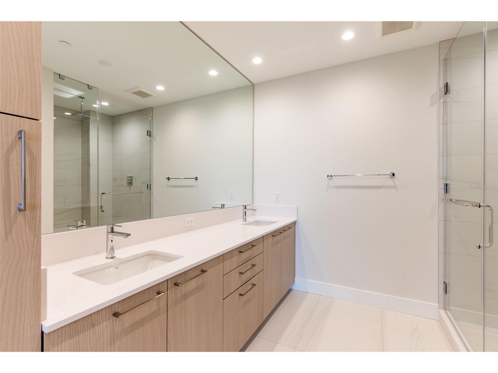 275 1st Avenue South #2208 Saint Petersburg FL 33701 TB8507421 image31