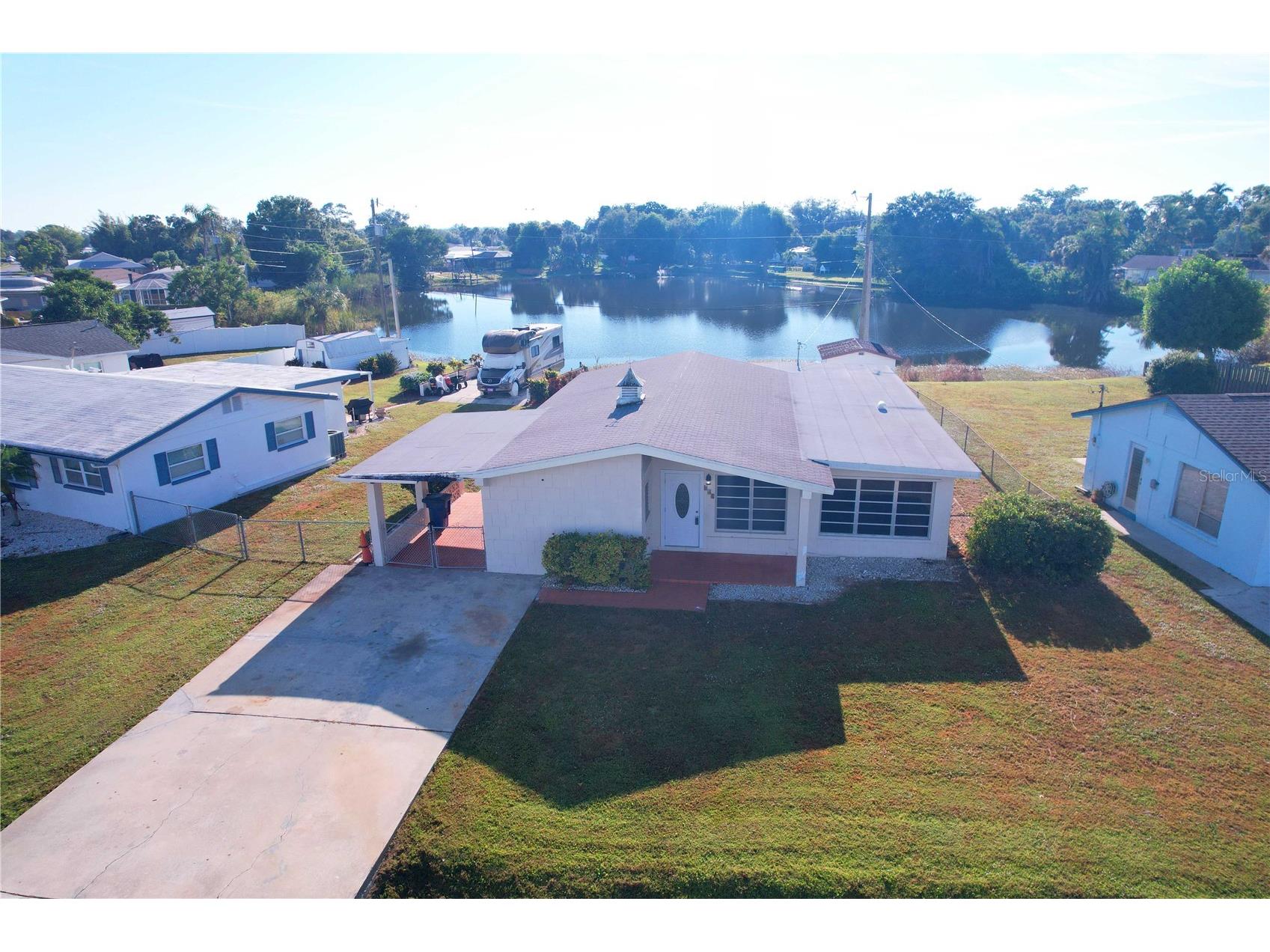 275 Lakeview Drive North Fort Myers FL 33917 A4697486 image26